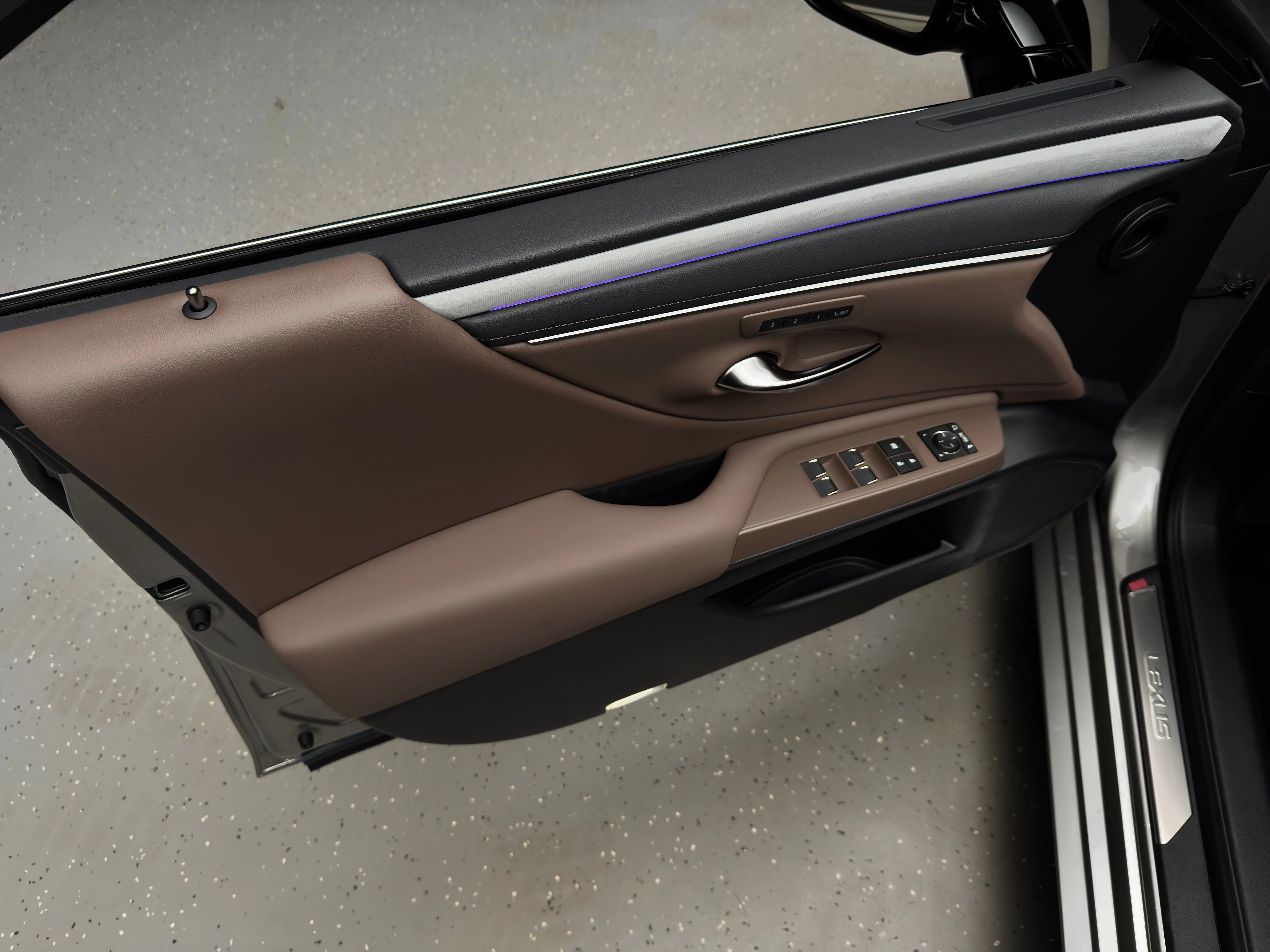 Lexus ES 2025 15