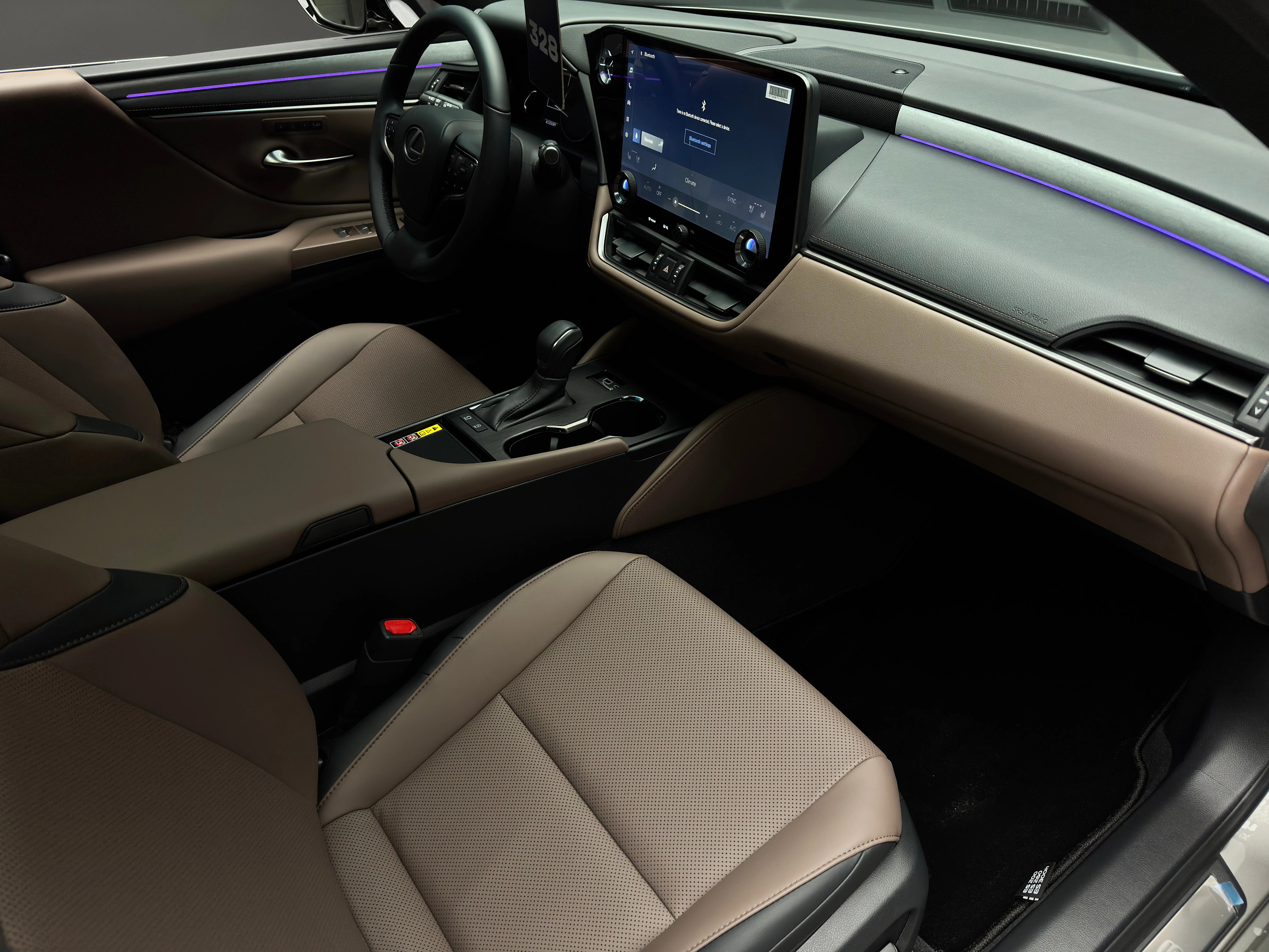 Lexus ES 2025 12