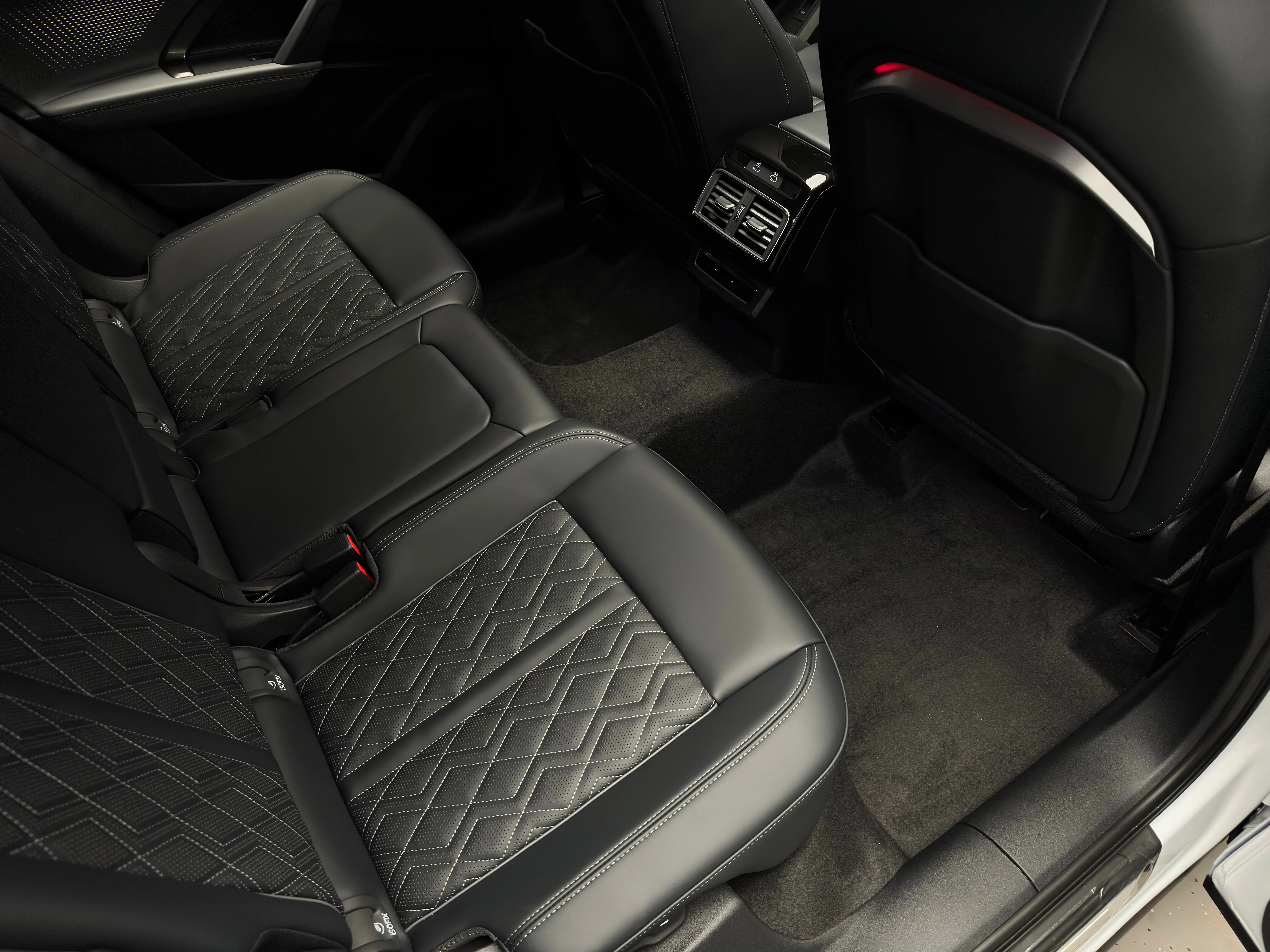Audi Q5L 2025 22