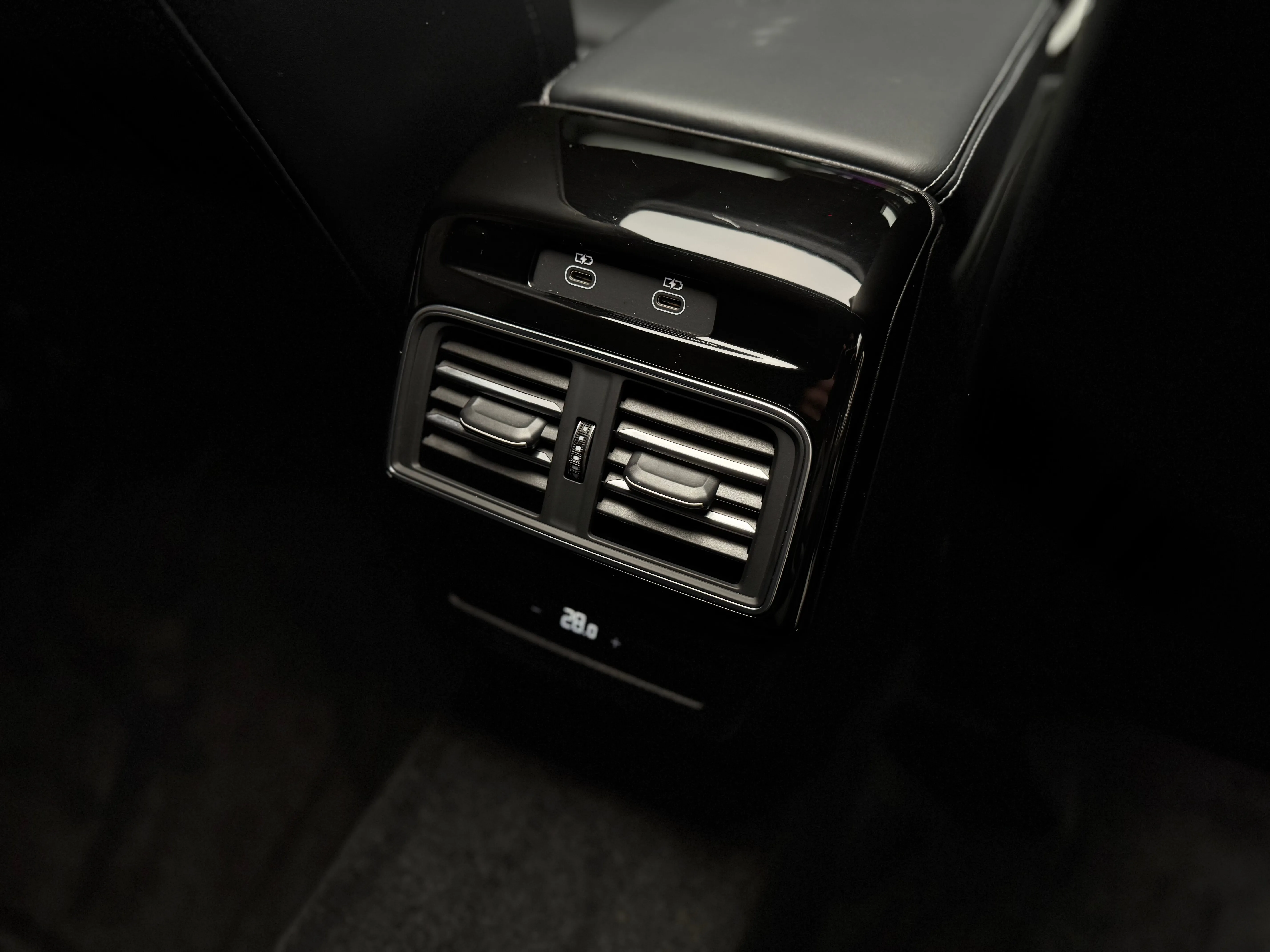 Audi Q5L 2025 23
