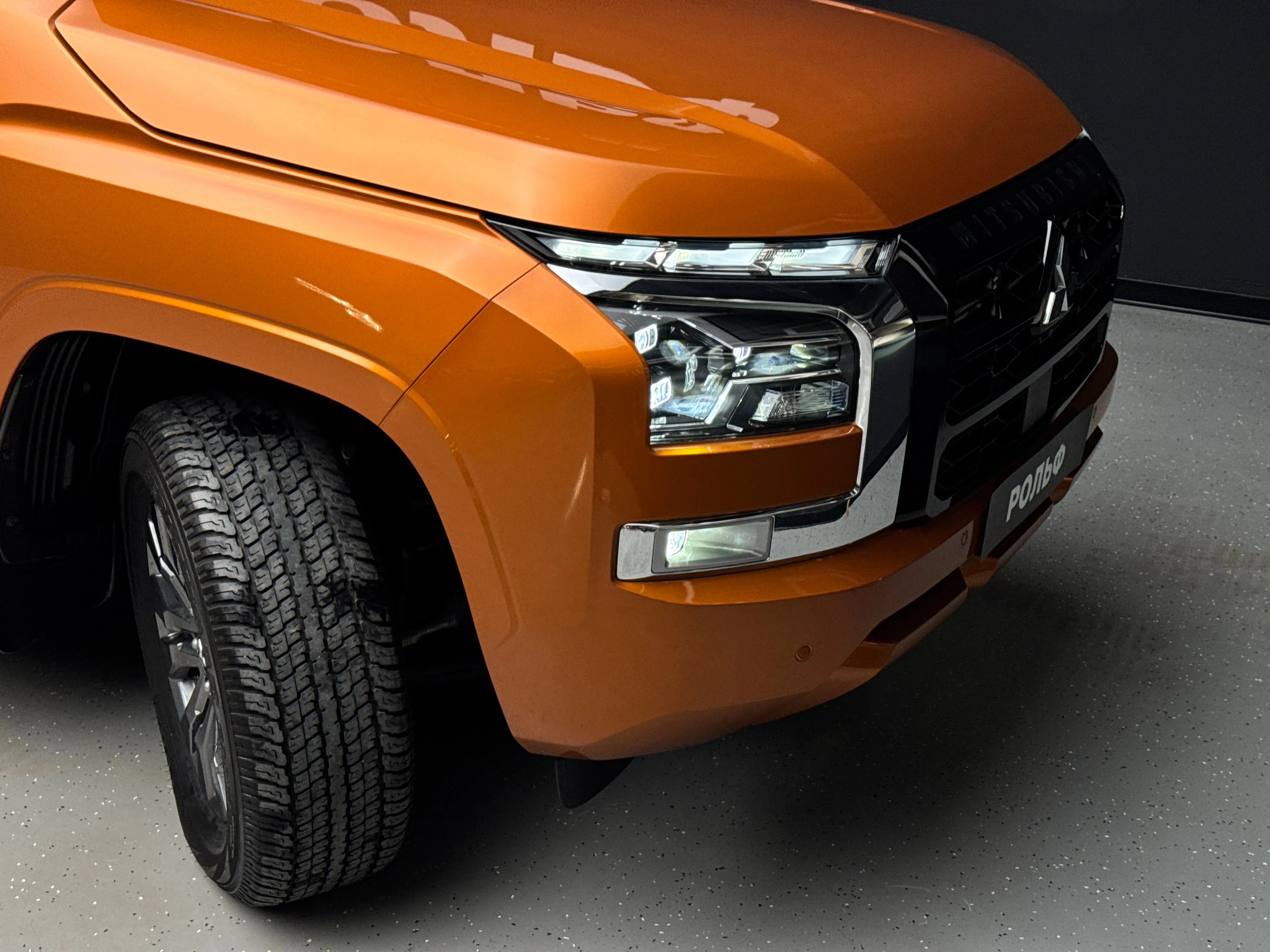 Mitsubishi L200 2024 8
