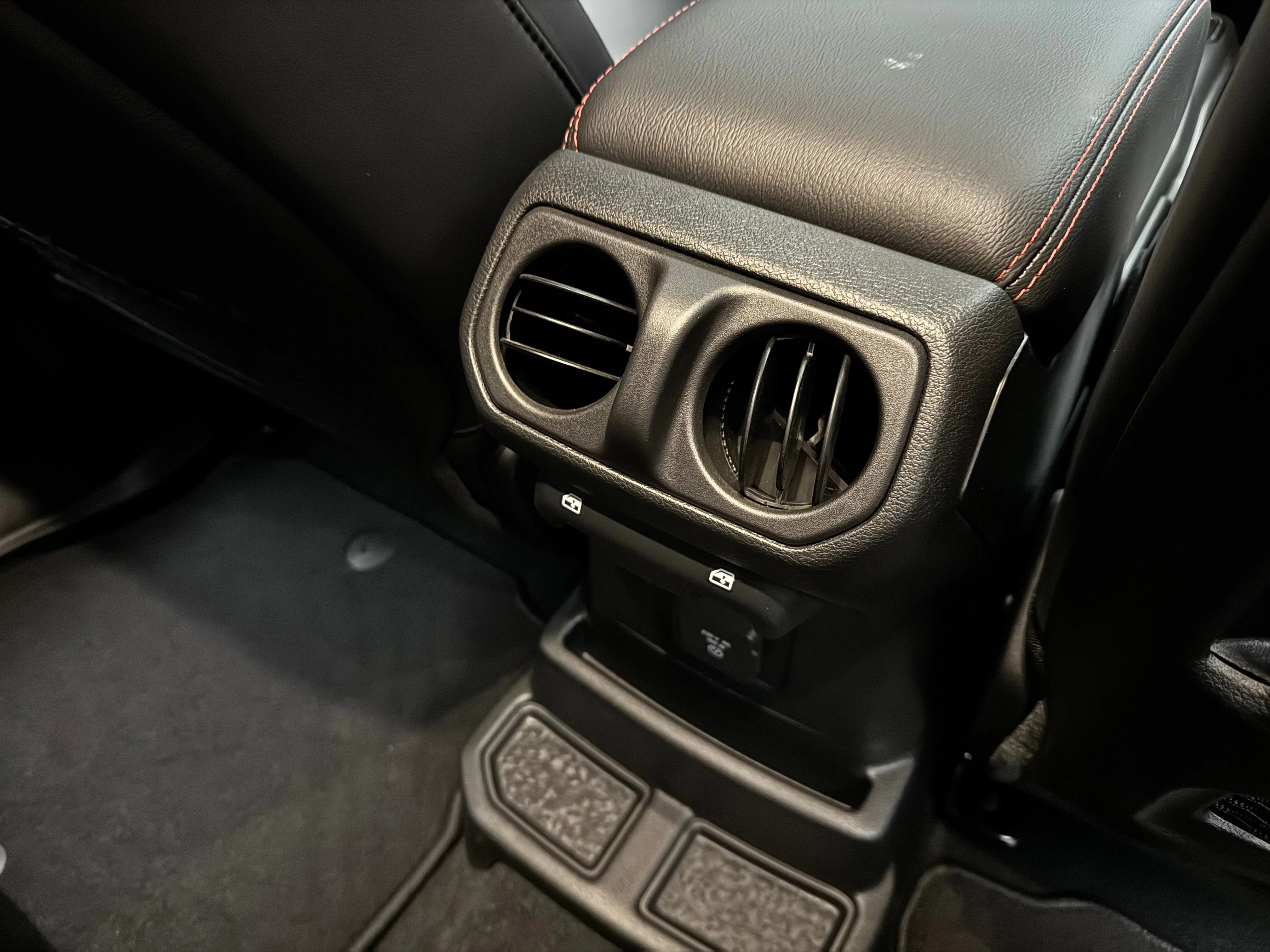 Jeep Wrangler 2025 22