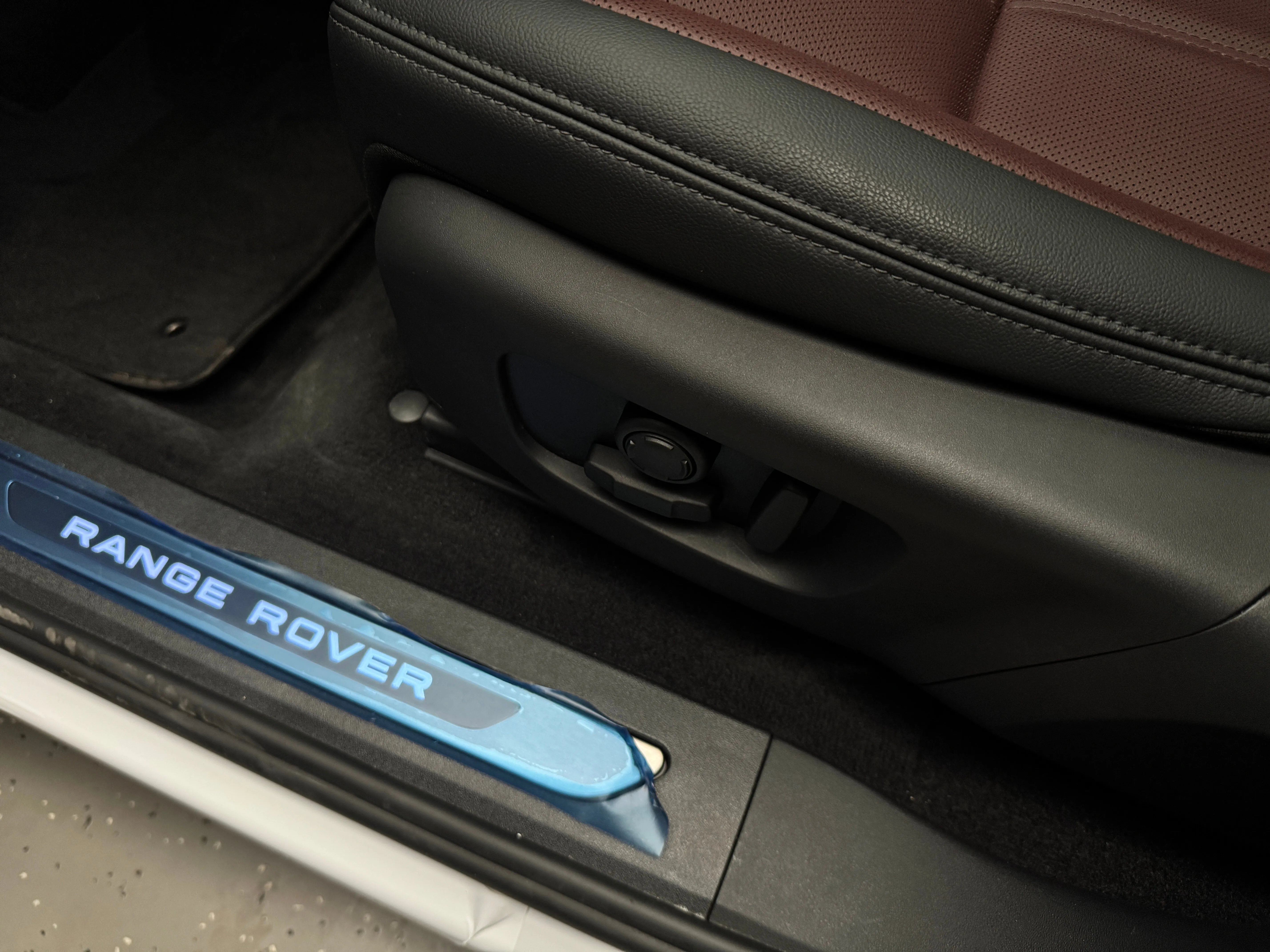 Land Rover Range Rover Evoque 2025 18