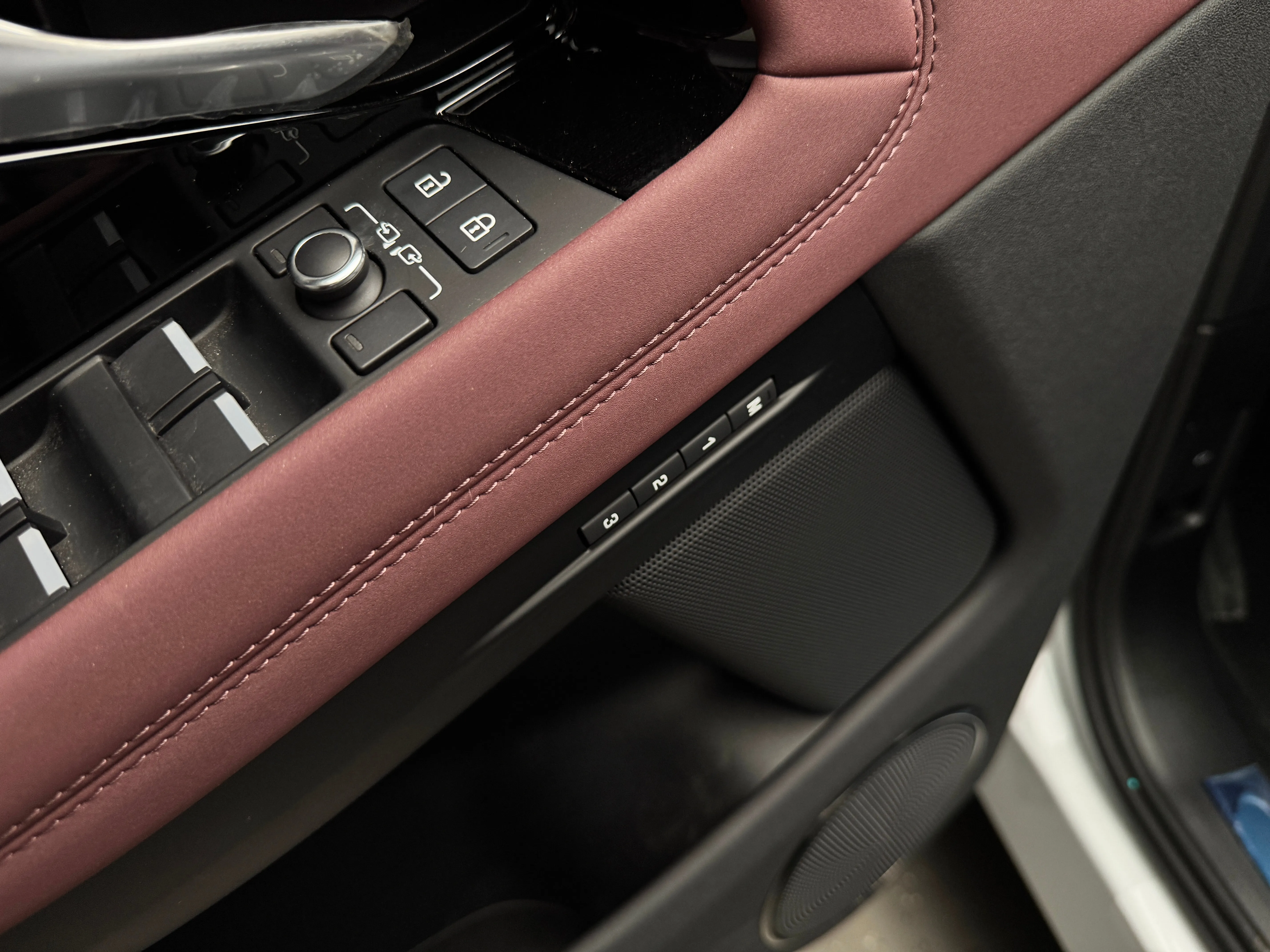 Land Rover Range Rover Evoque 2025 17