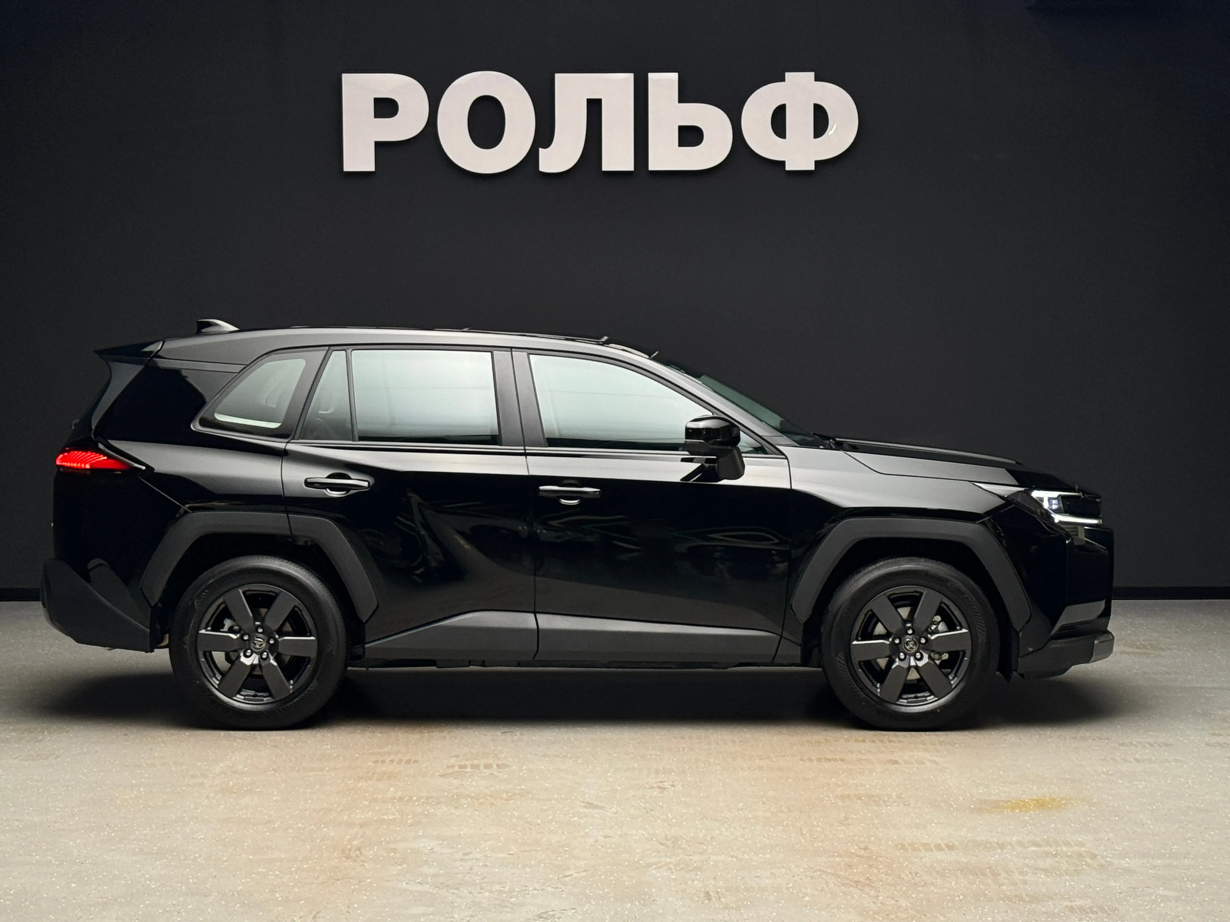 Toyota RAV4 2026 5