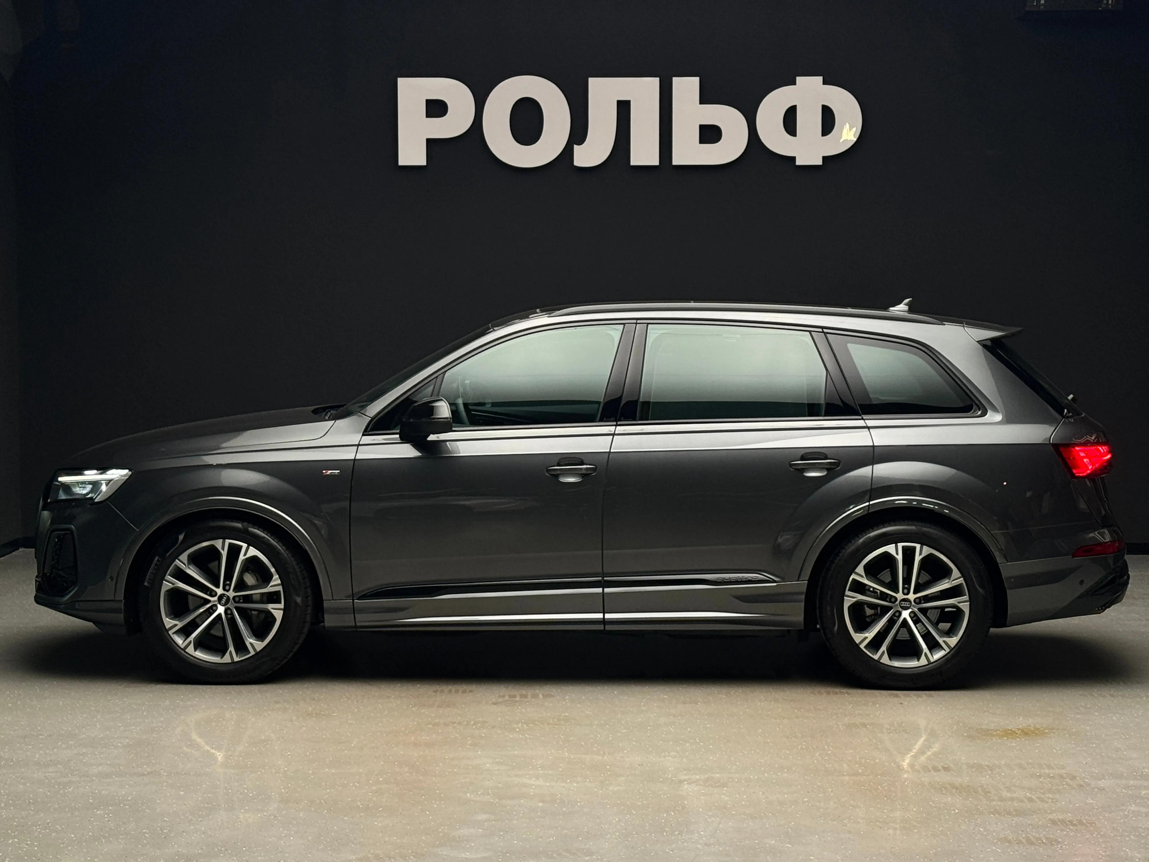 Audi Q7 2025 6