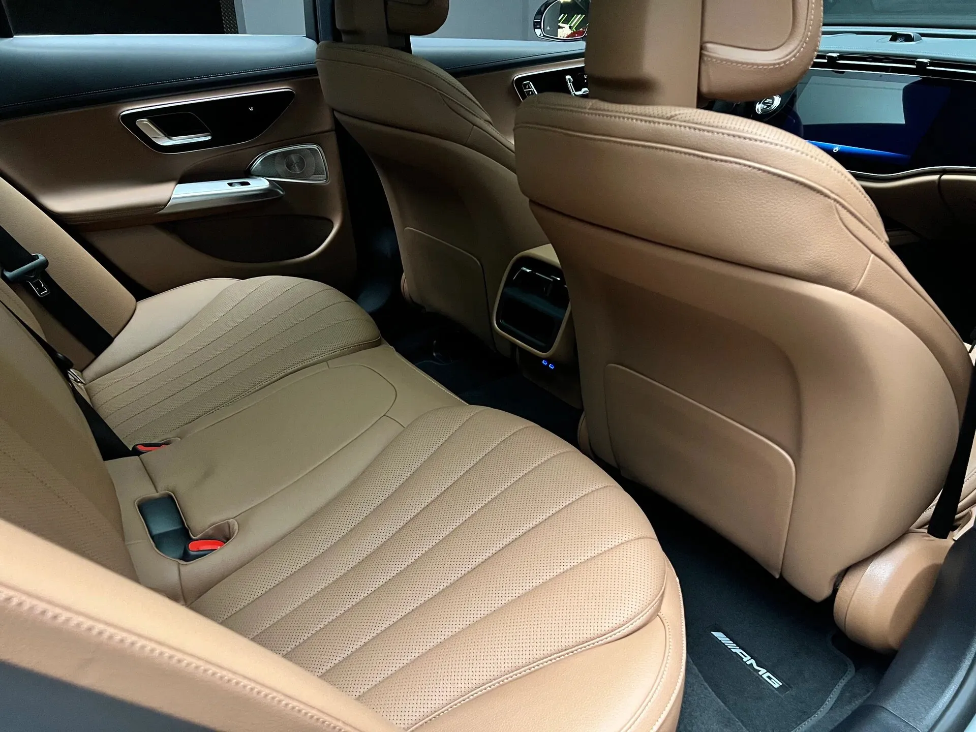 Mercedes-Benz E-класс 2025 13