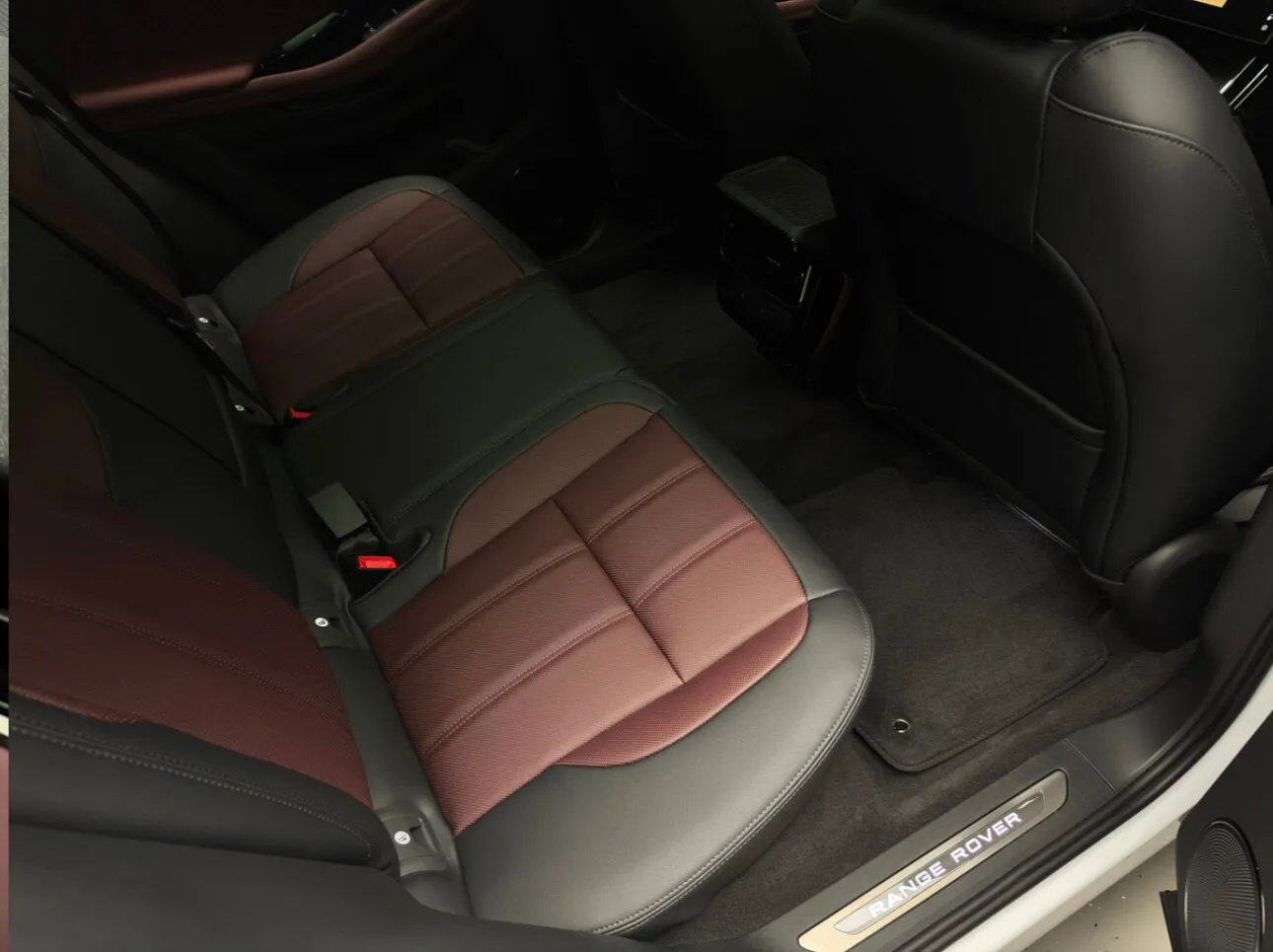 Land Rover Range Rover Evoque 2025 26