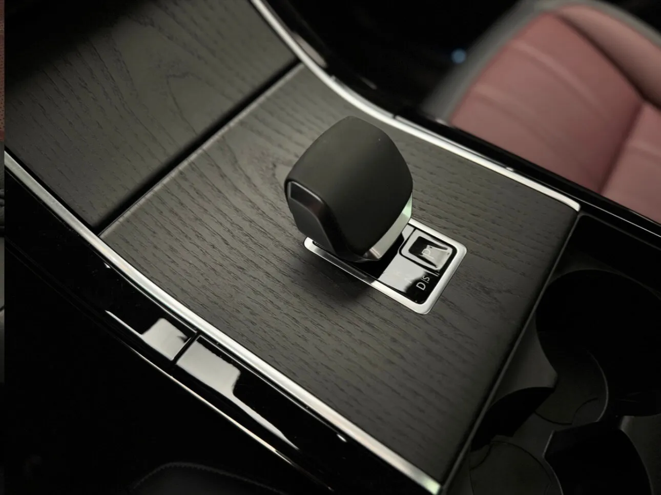 Land Rover Range Rover Evoque 2025 19