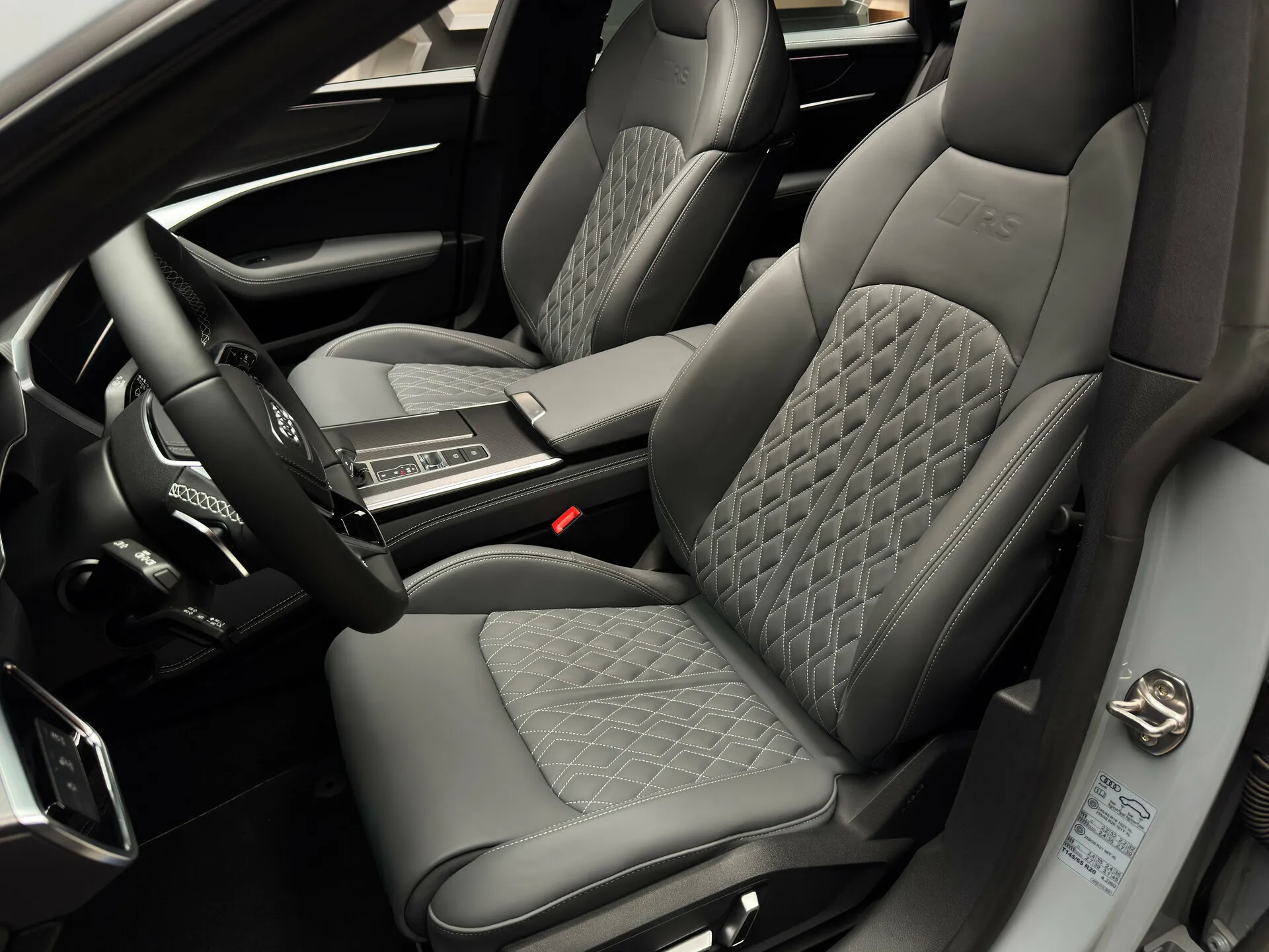 Audi A7L 2024 16