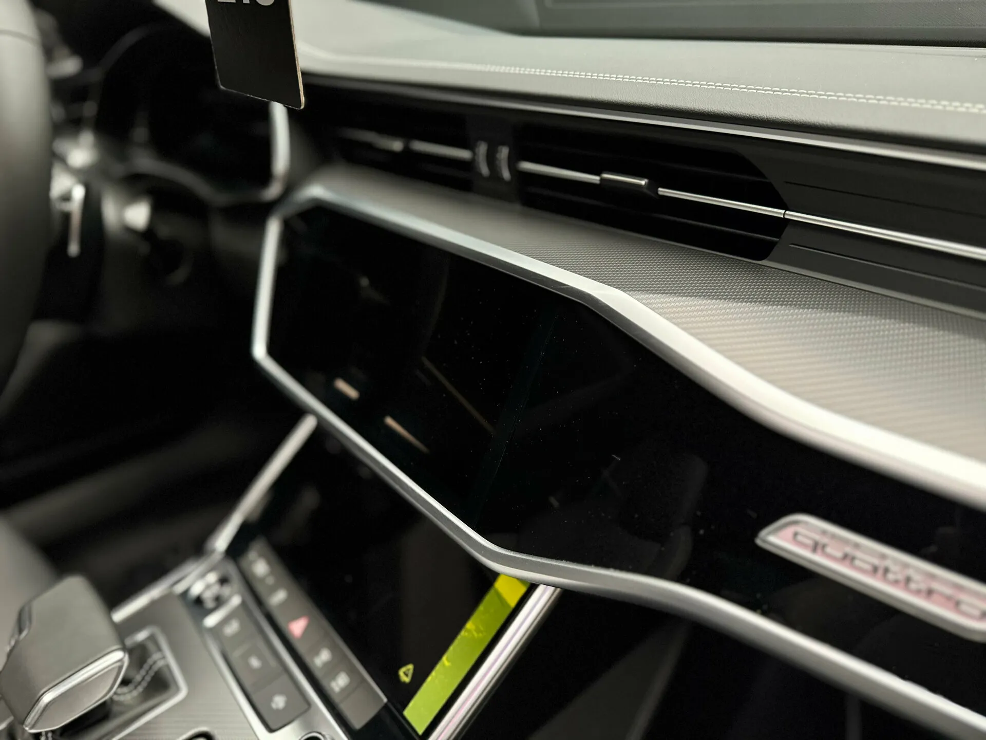 Audi A7L 2024 26