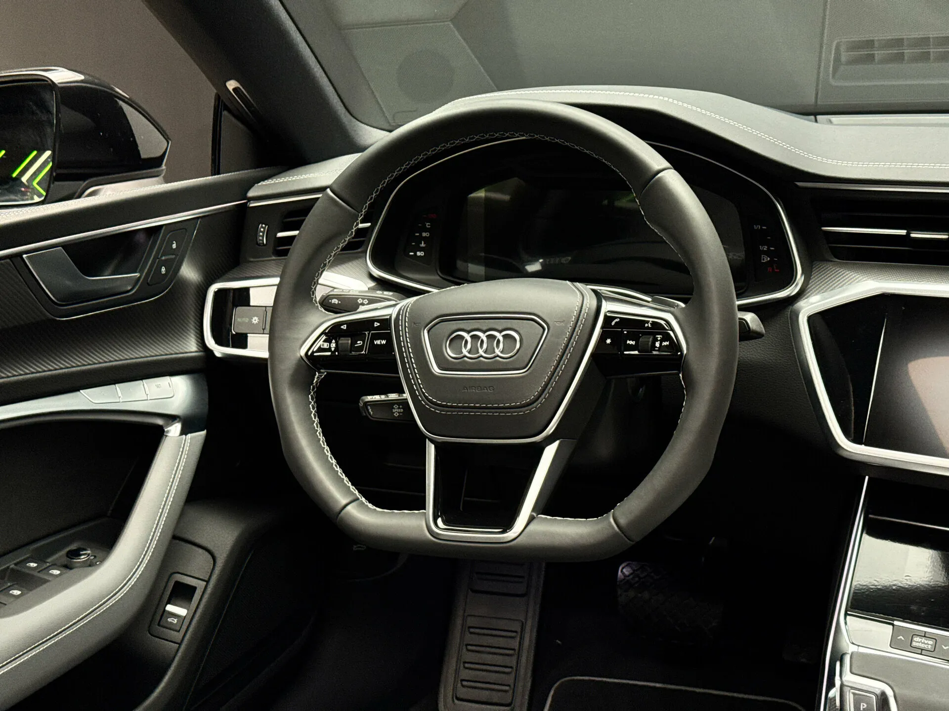 Audi A7L 2024 15