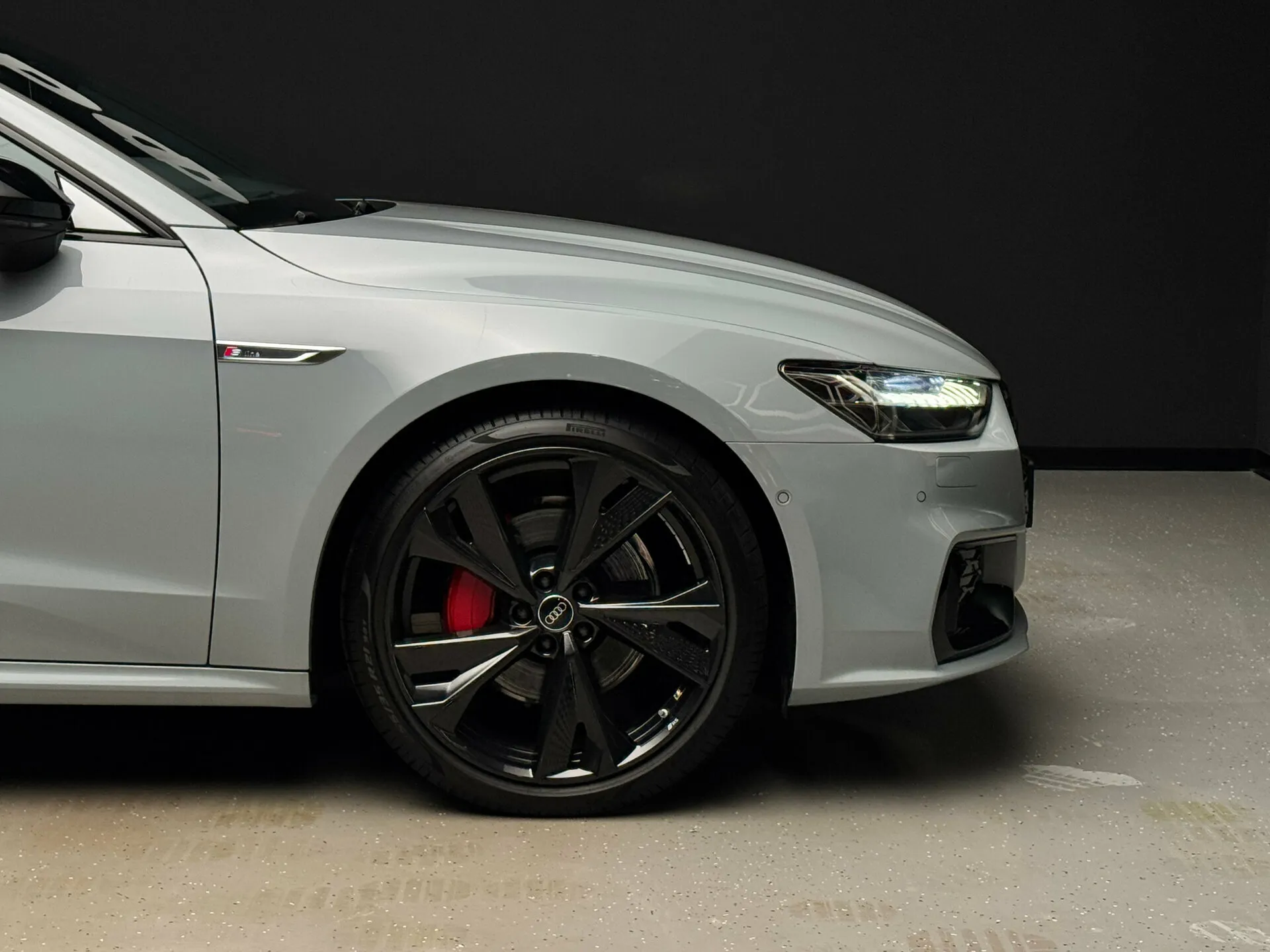 Audi A7L 2024 7