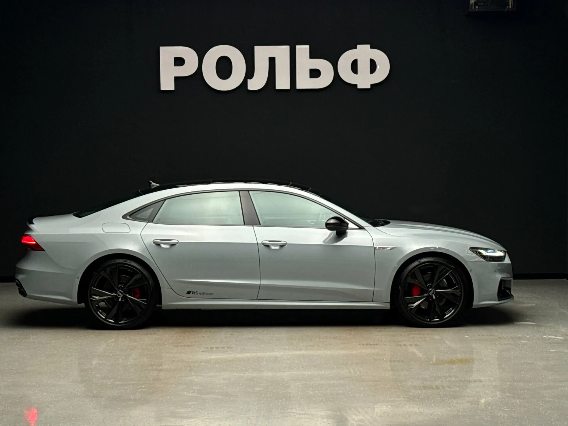 Audi A7L 2024 5
