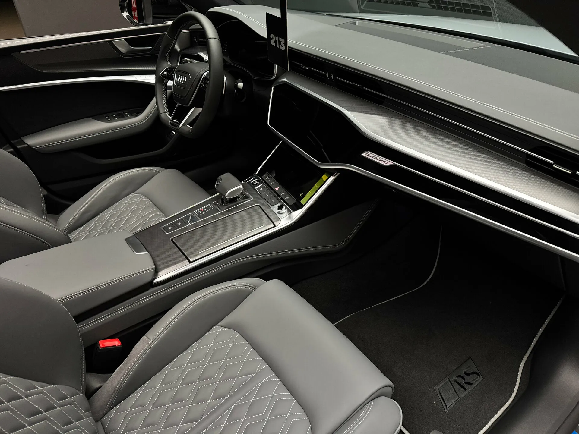 Audi A7L 2024 14