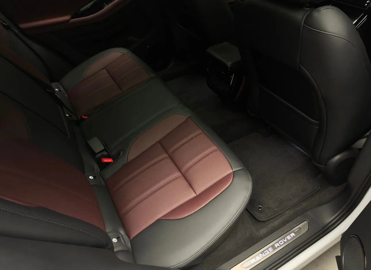 Land Rover Range Rover Evoque 2025 23
