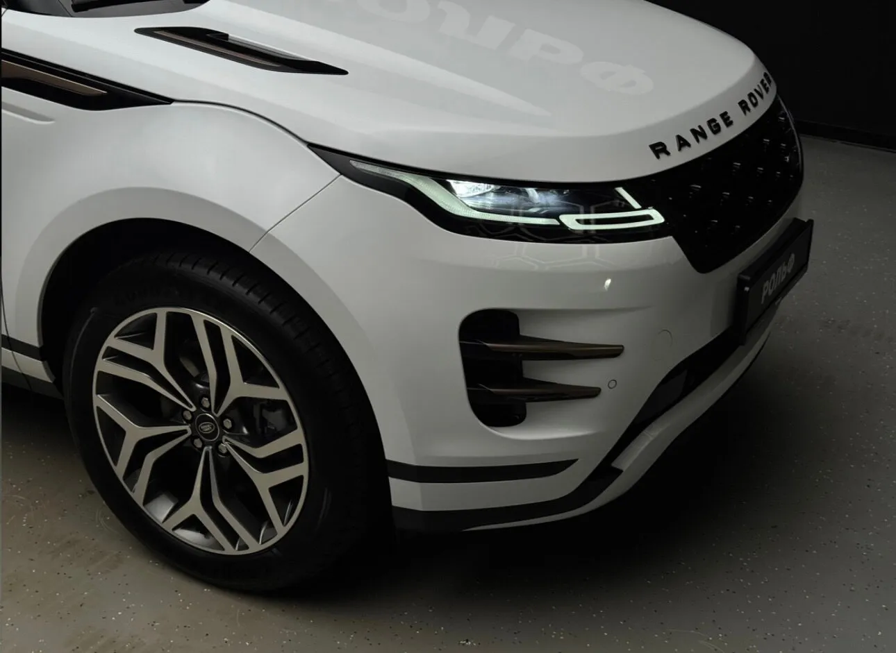 Land Rover Range Rover Evoque 2025 8