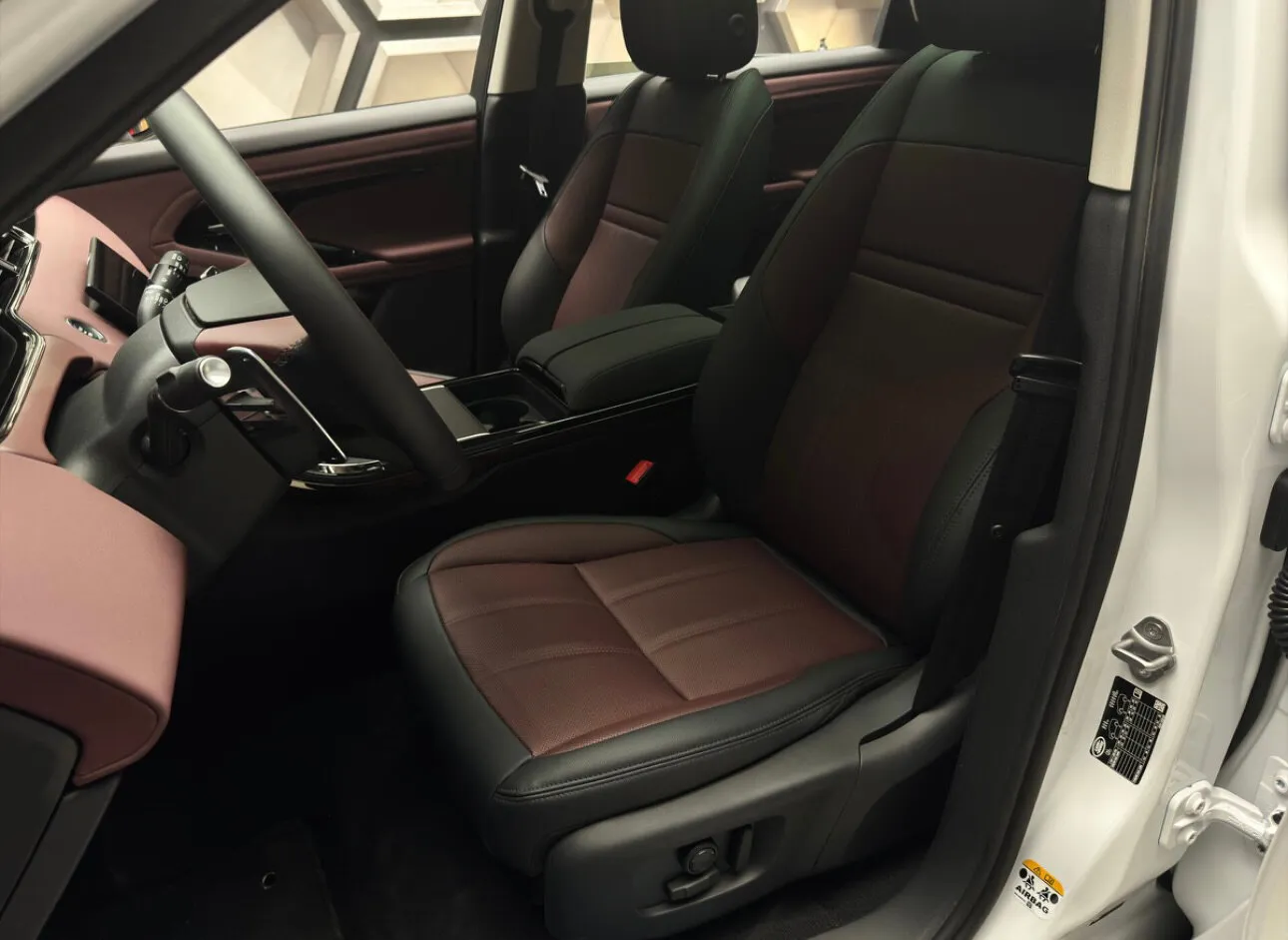 Land Rover Range Rover Evoque 2025 13