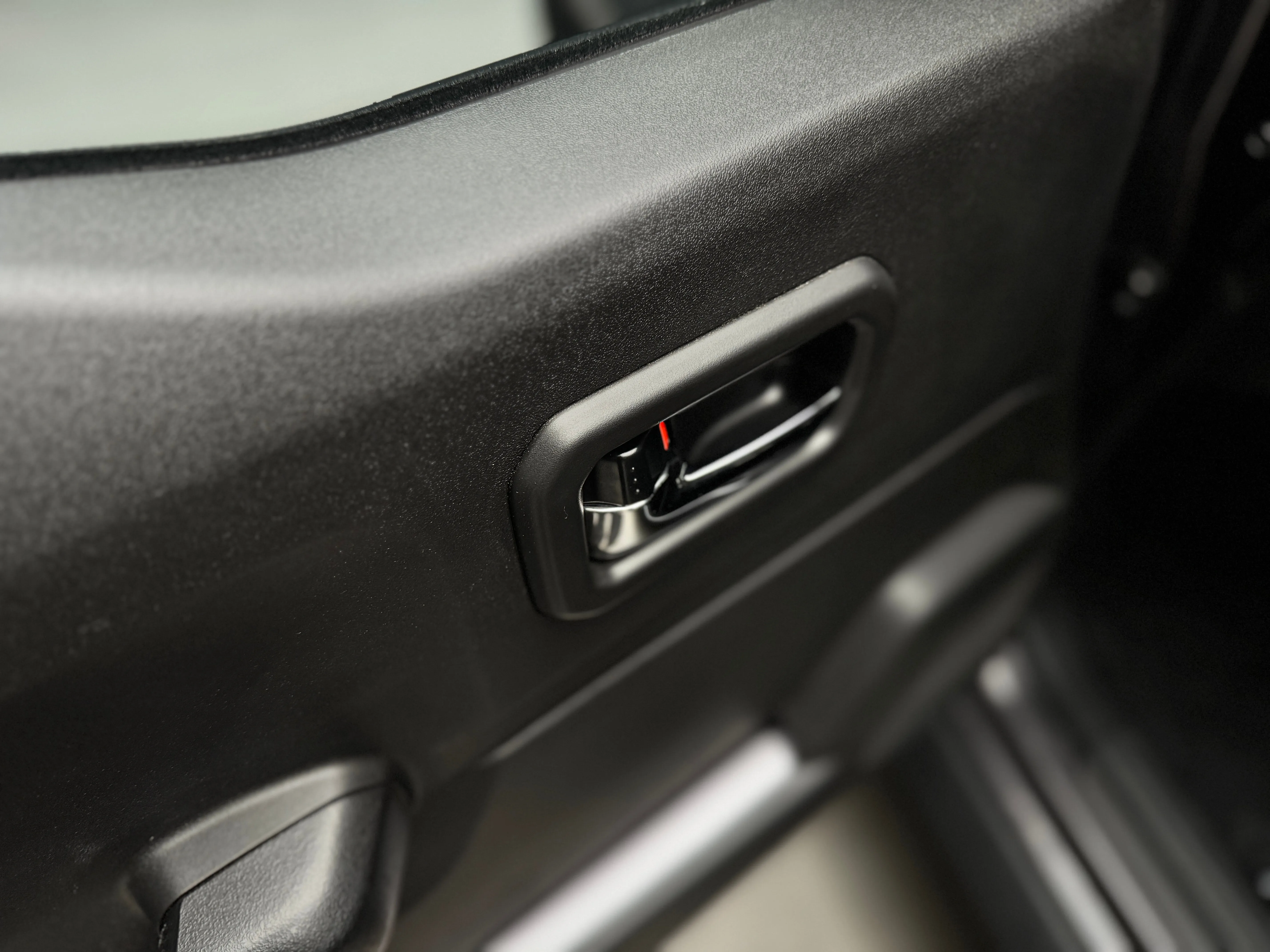 Suzuki Jimny 2025 17