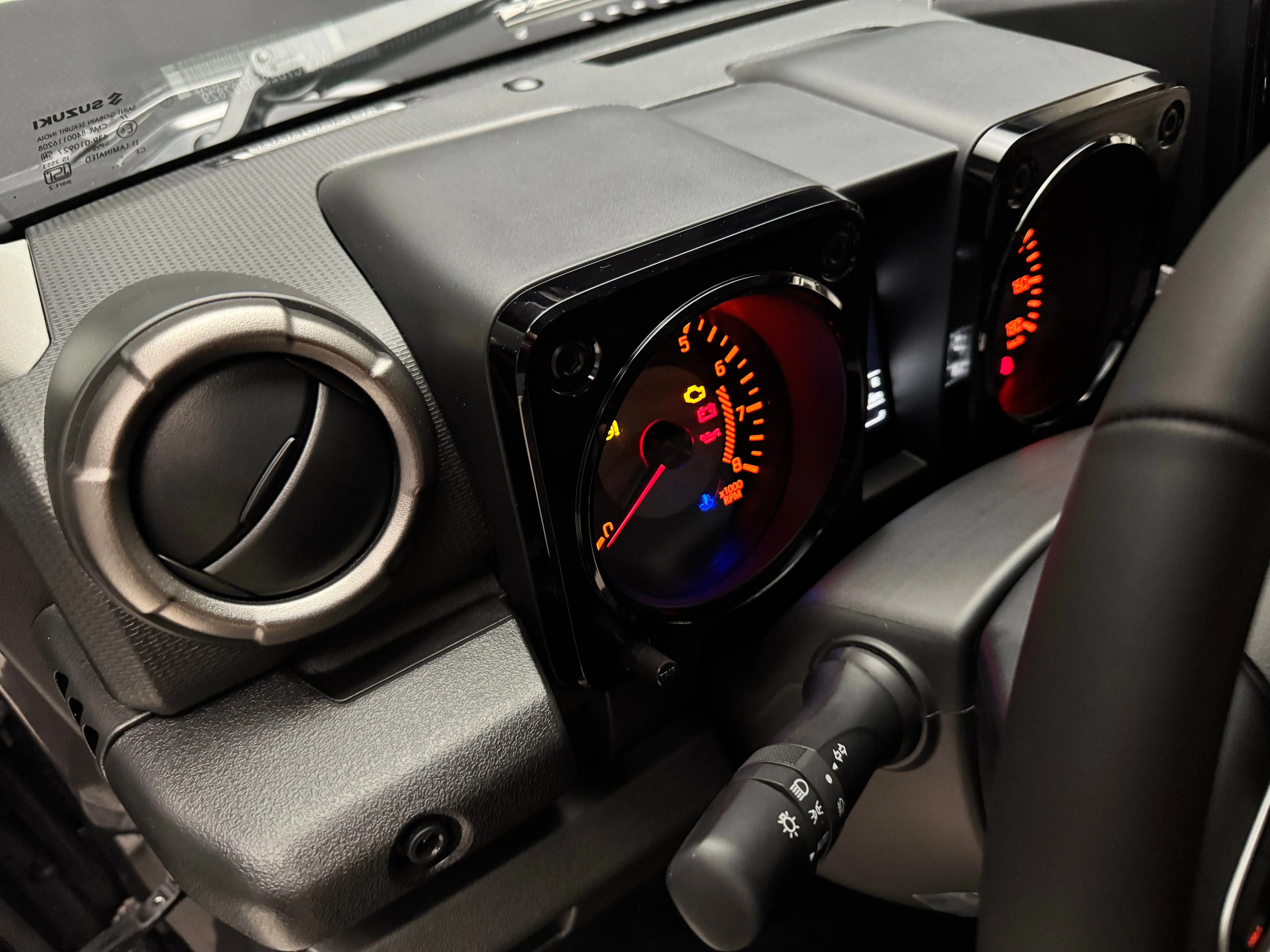 Suzuki Jimny 2025 14
