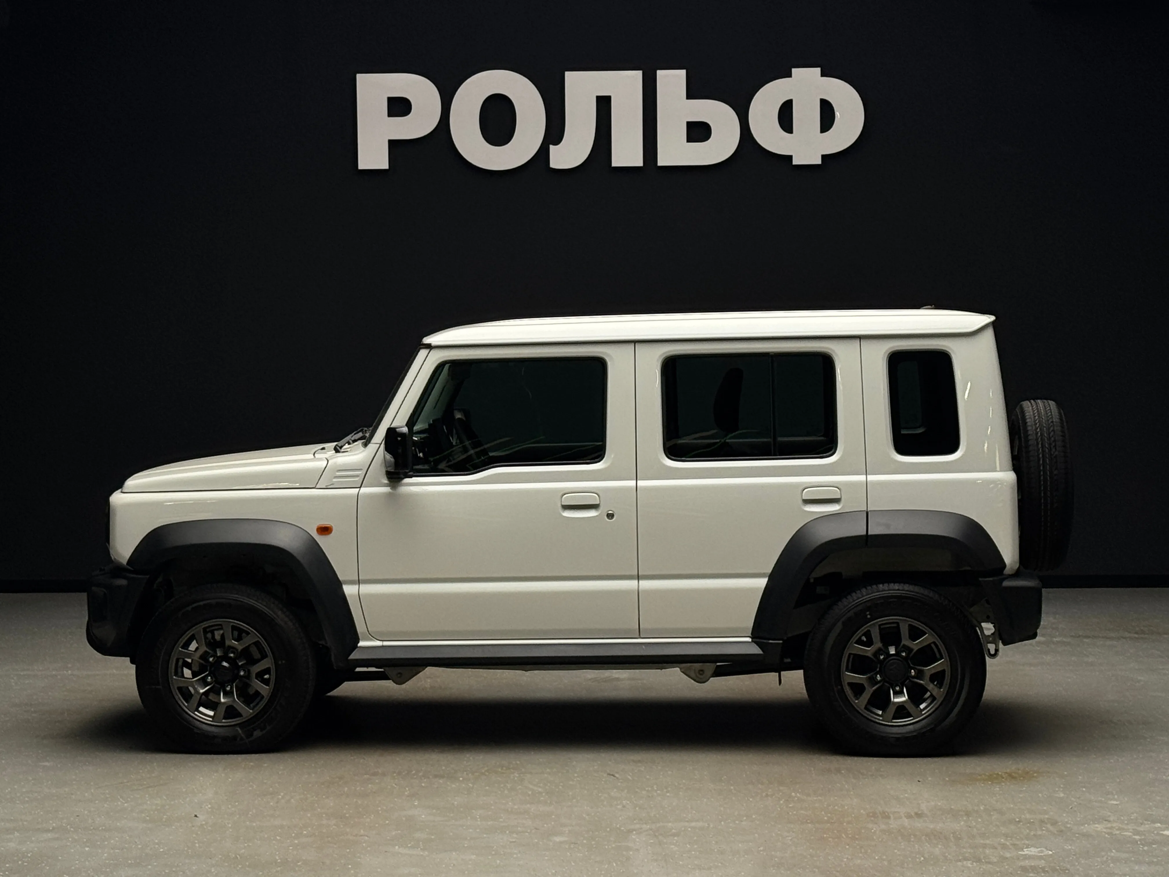 Suzuki Jimny 2025 6