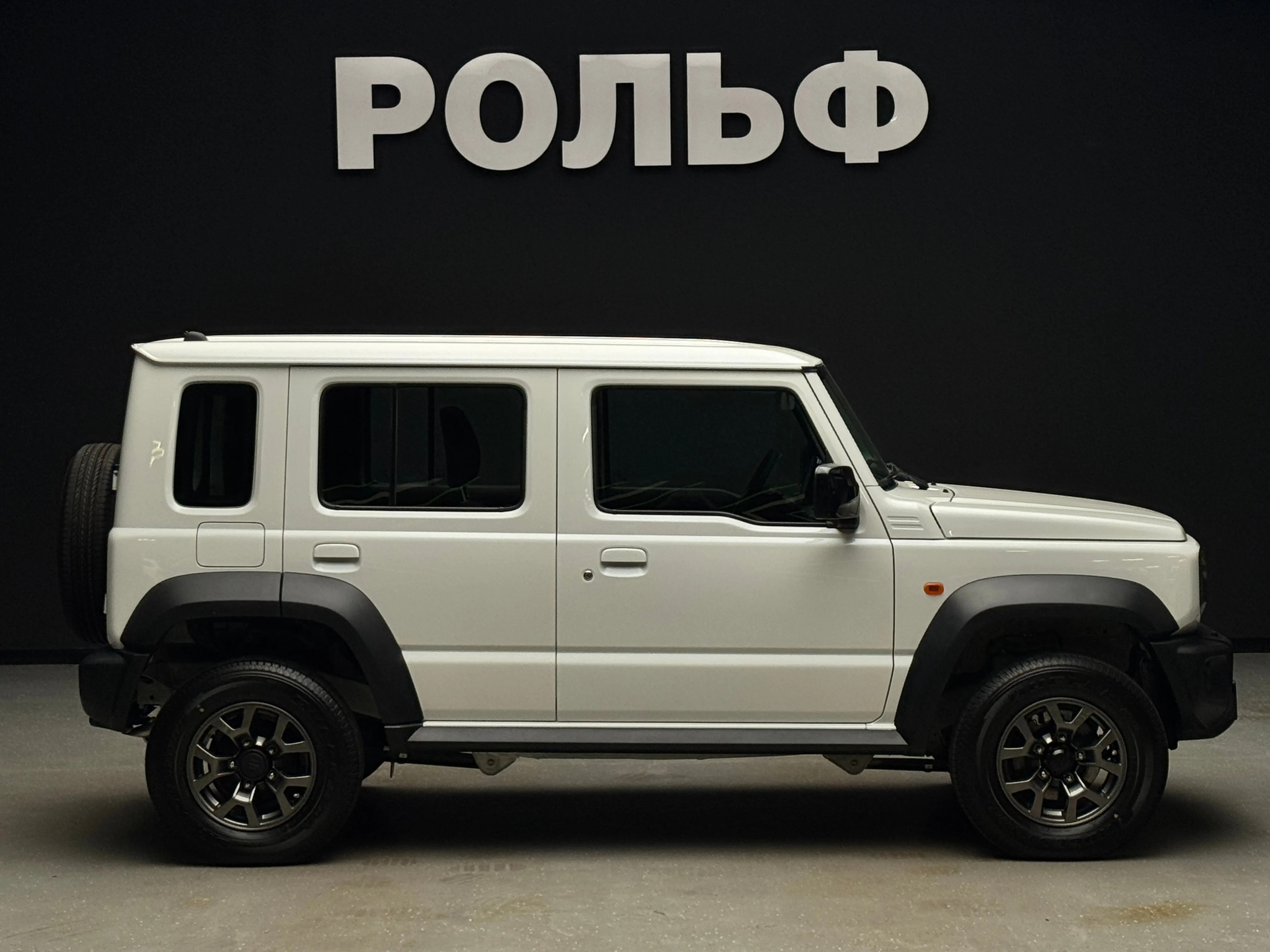 Suzuki Jimny 2025 5