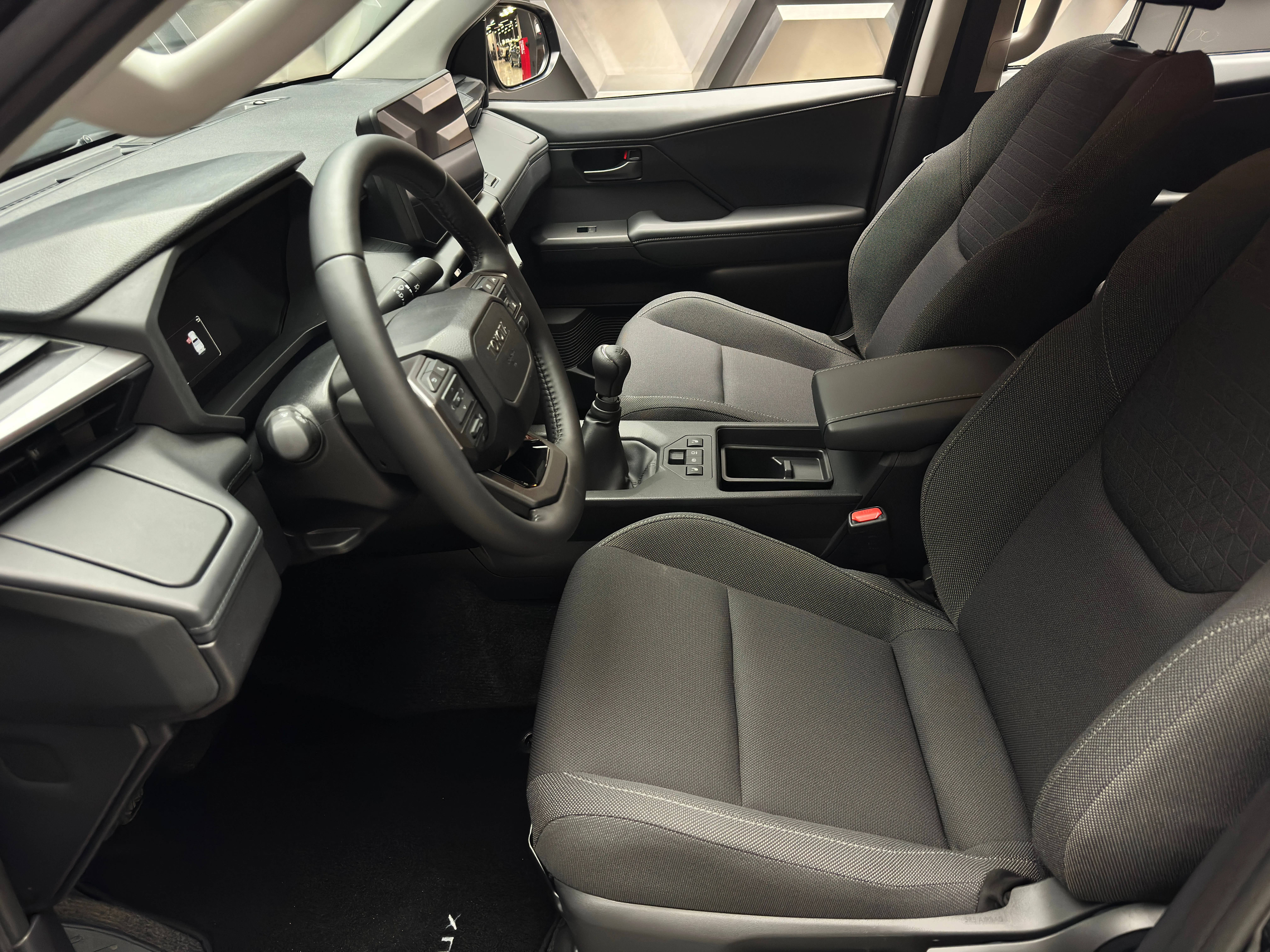 Toyota Hilux 2025 13