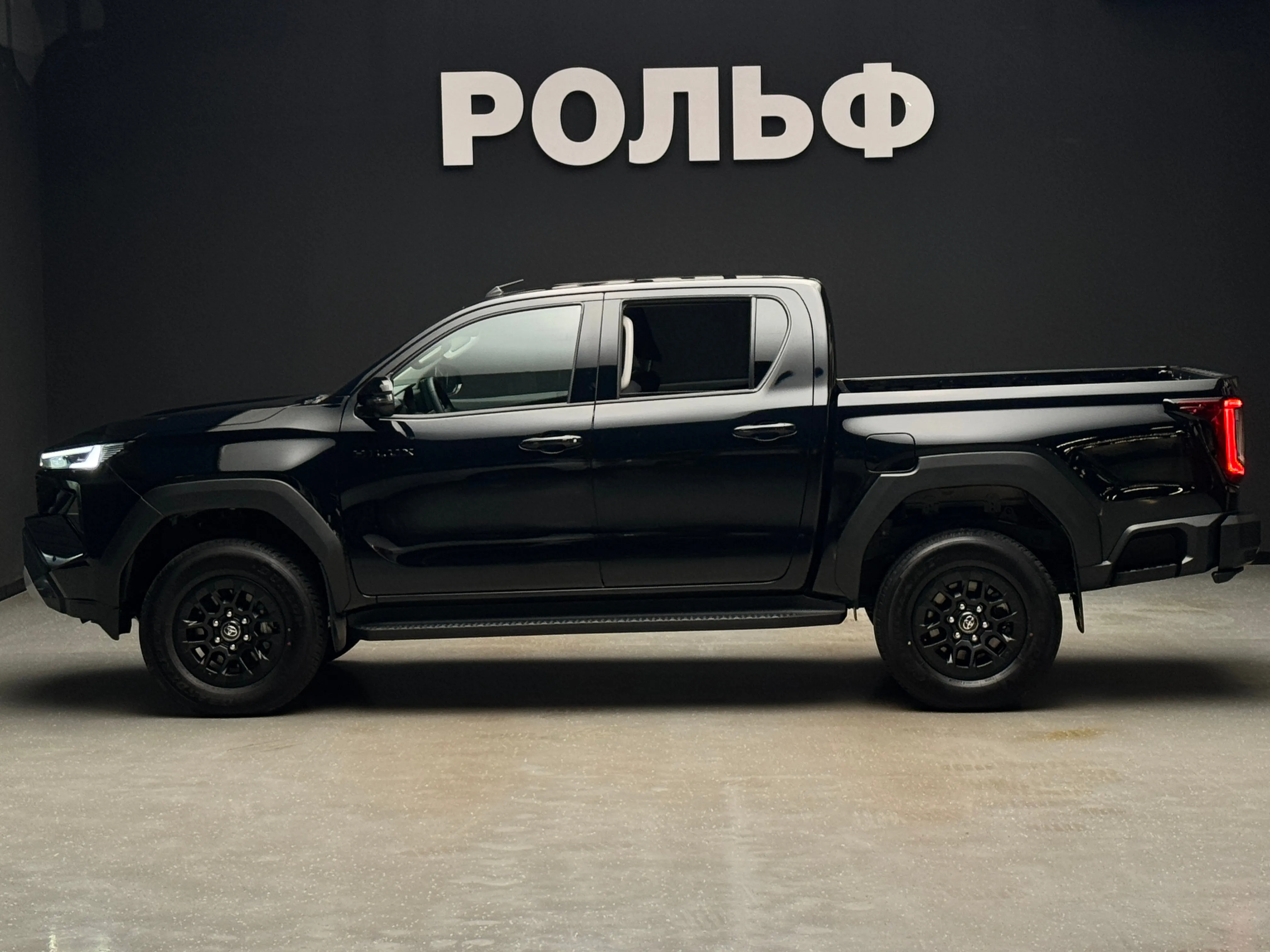 Toyota Hilux 2025 6