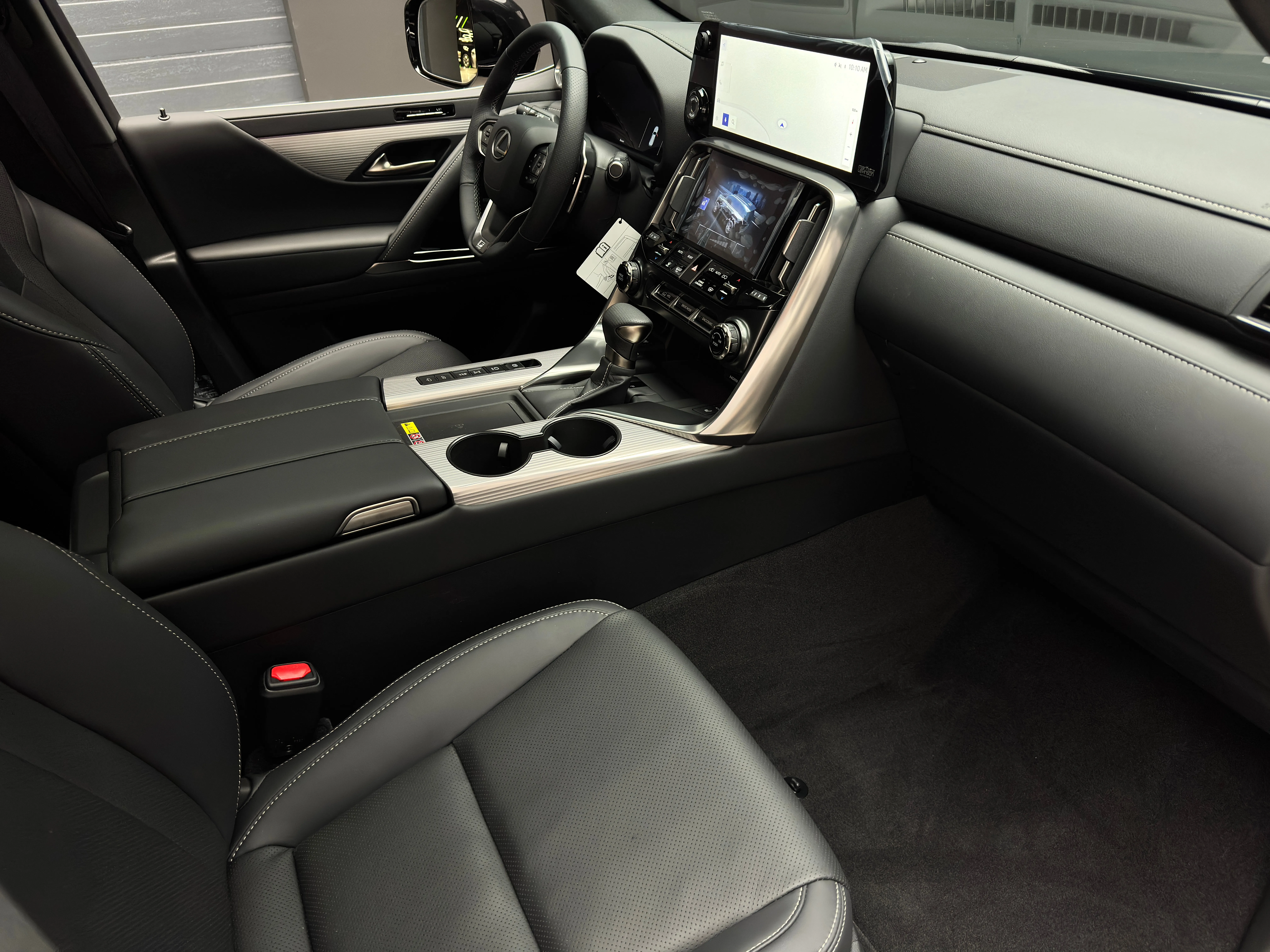 Lexus LX 2026 11