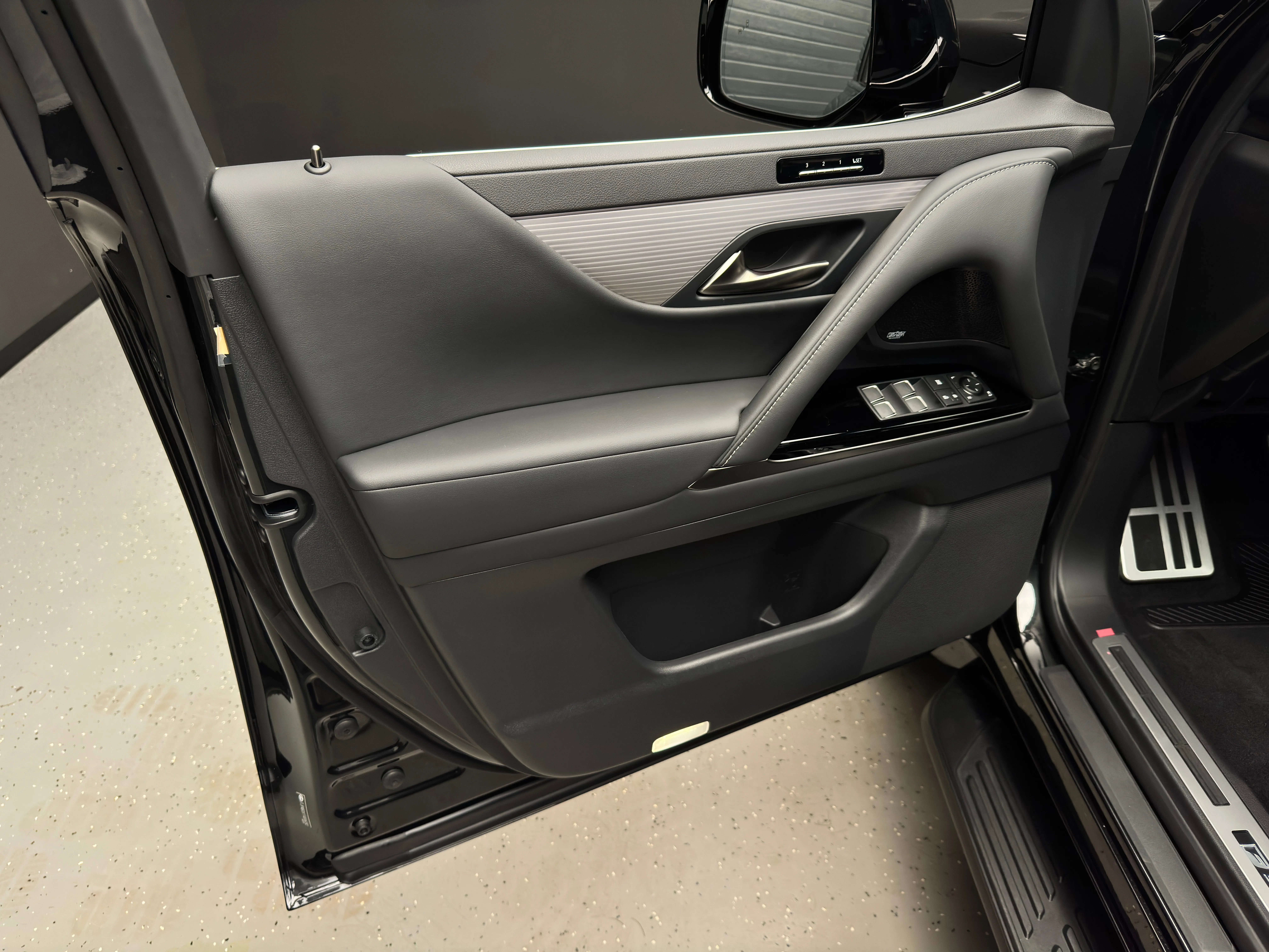 Lexus LX 2026 15