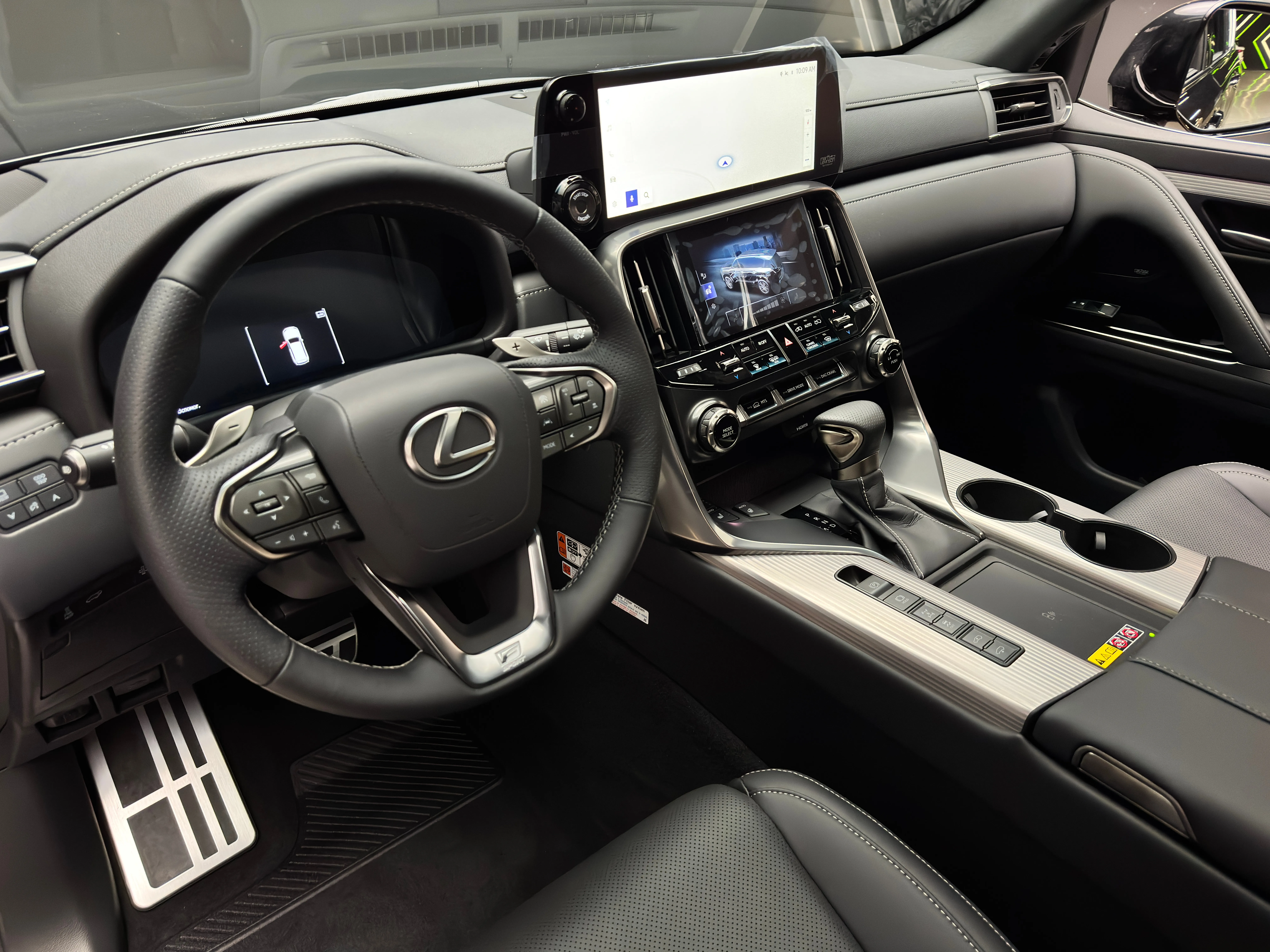 Lexus LX 2026 13