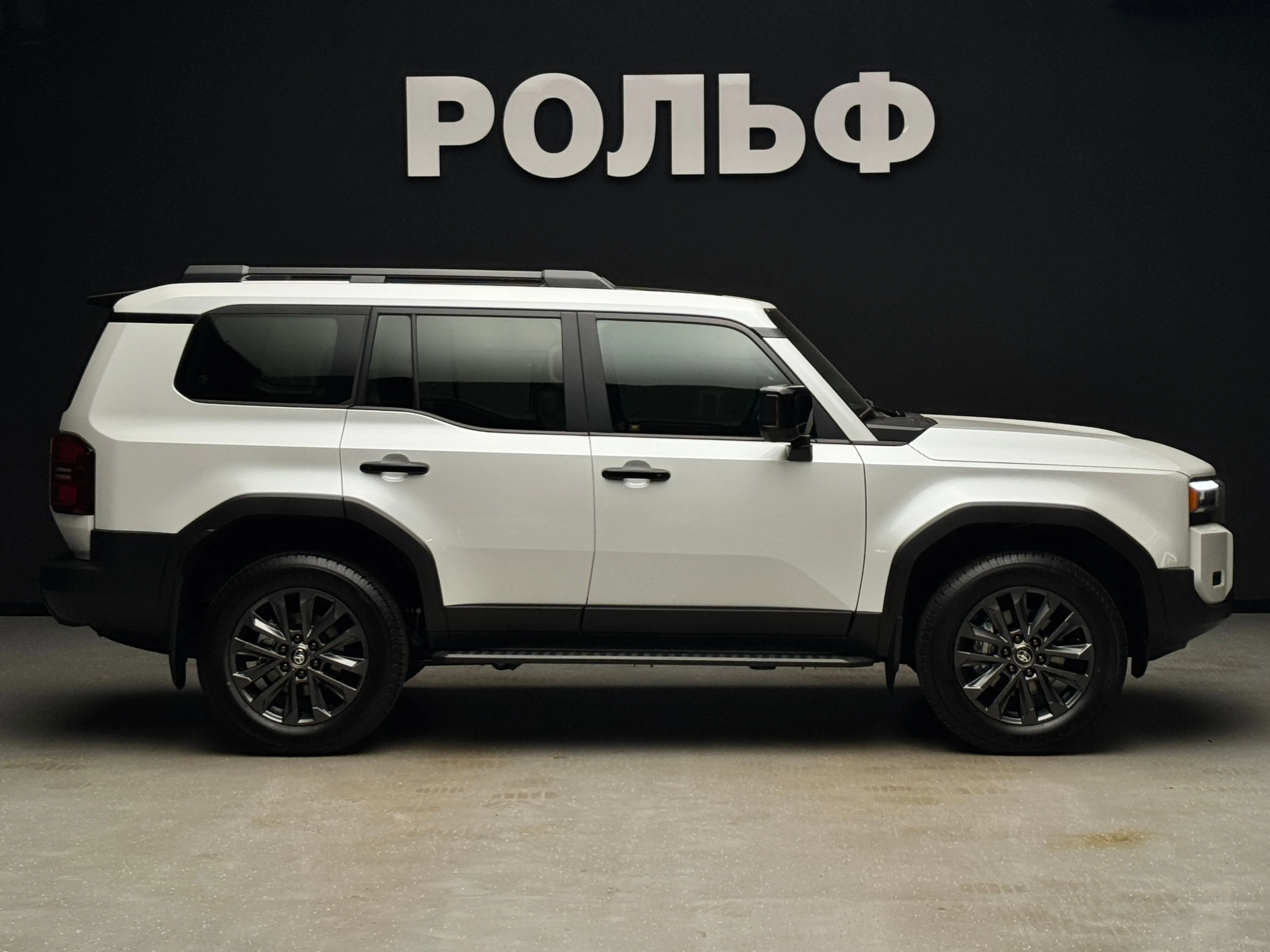 Toyota Land Cruiser Prado 2026 5