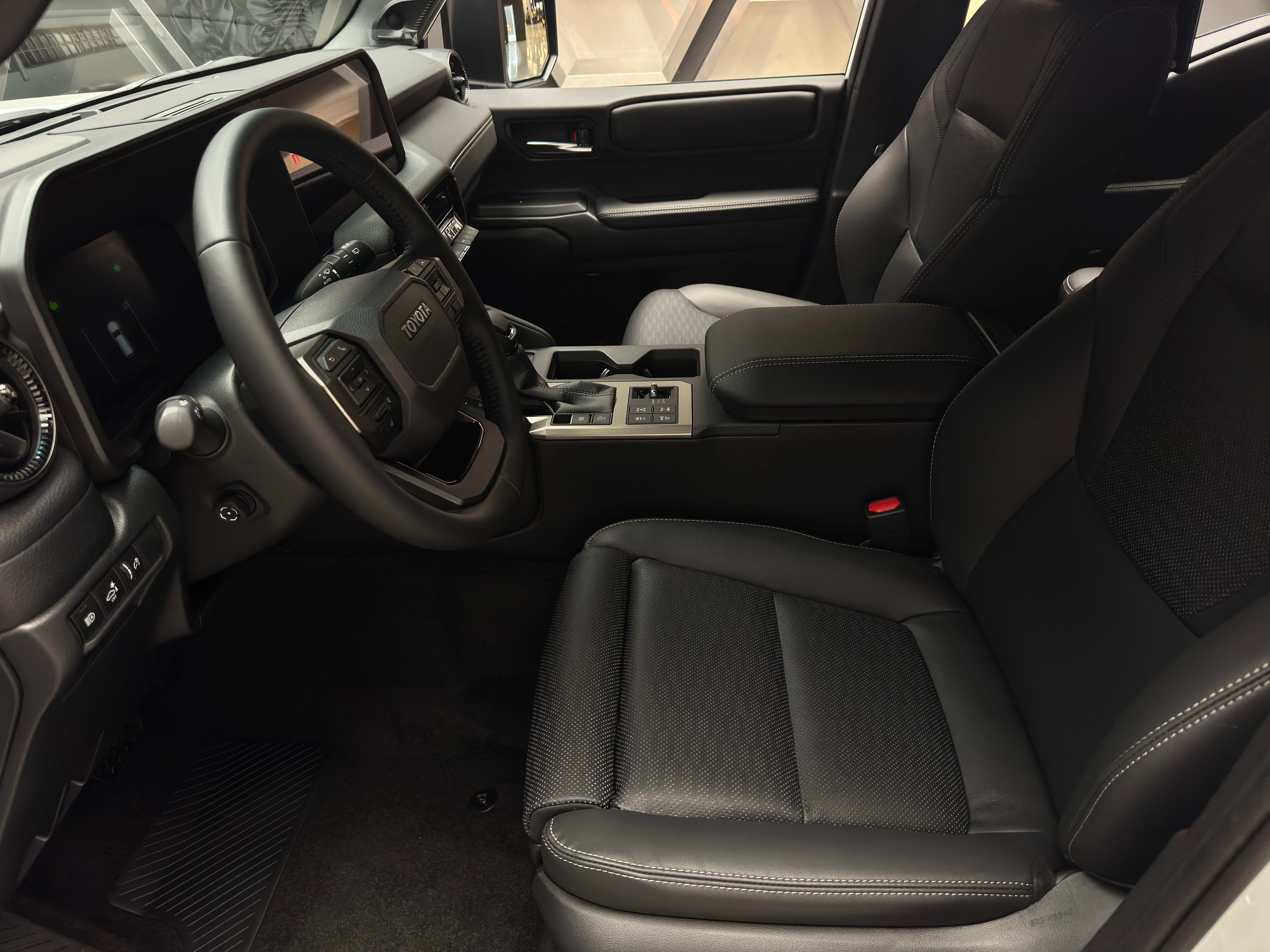 Toyota Land Cruiser Prado 2026 10