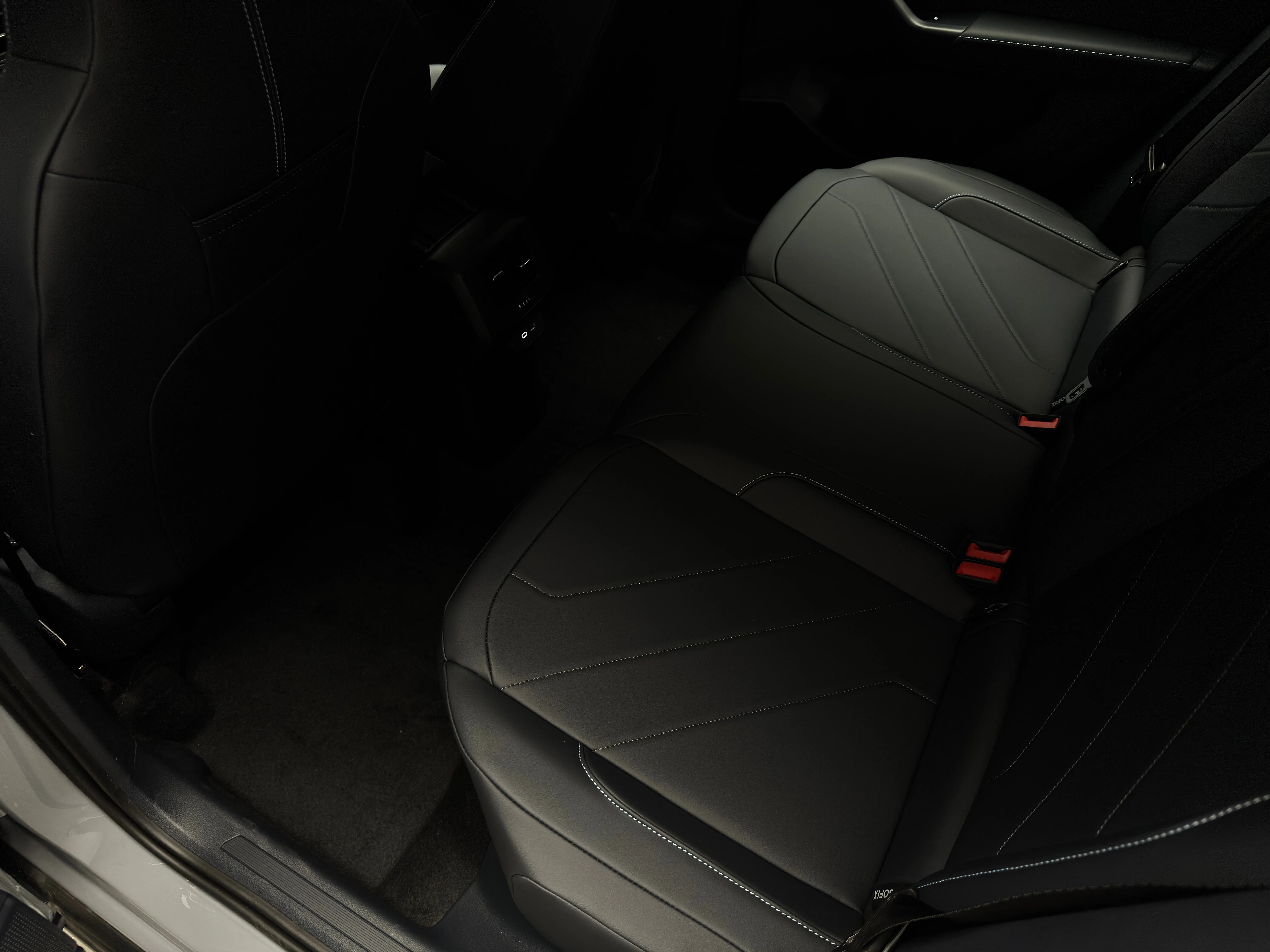 Volkswagen Tharu XR 2025 20