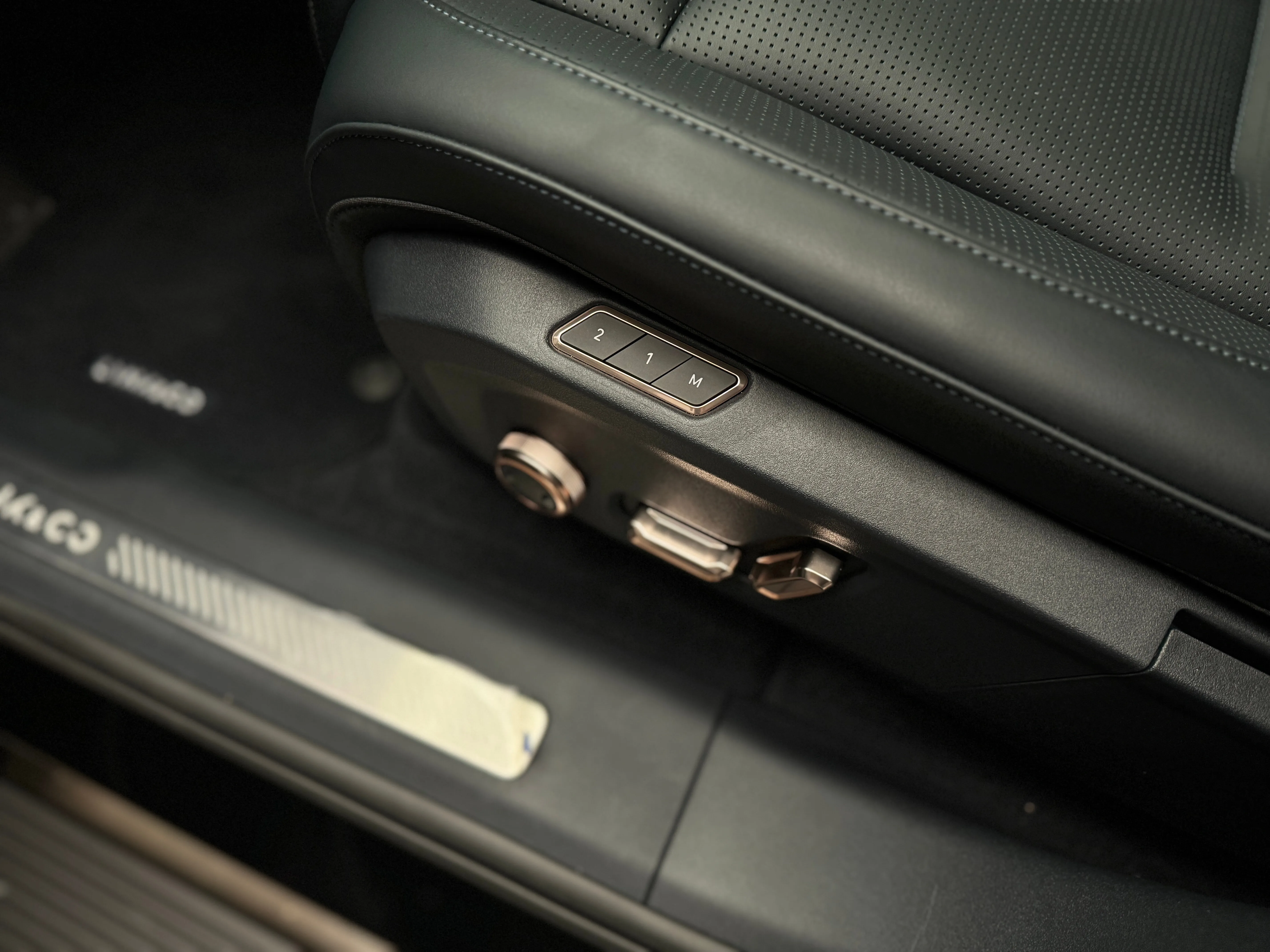 Lynk & Co 900 2025 17