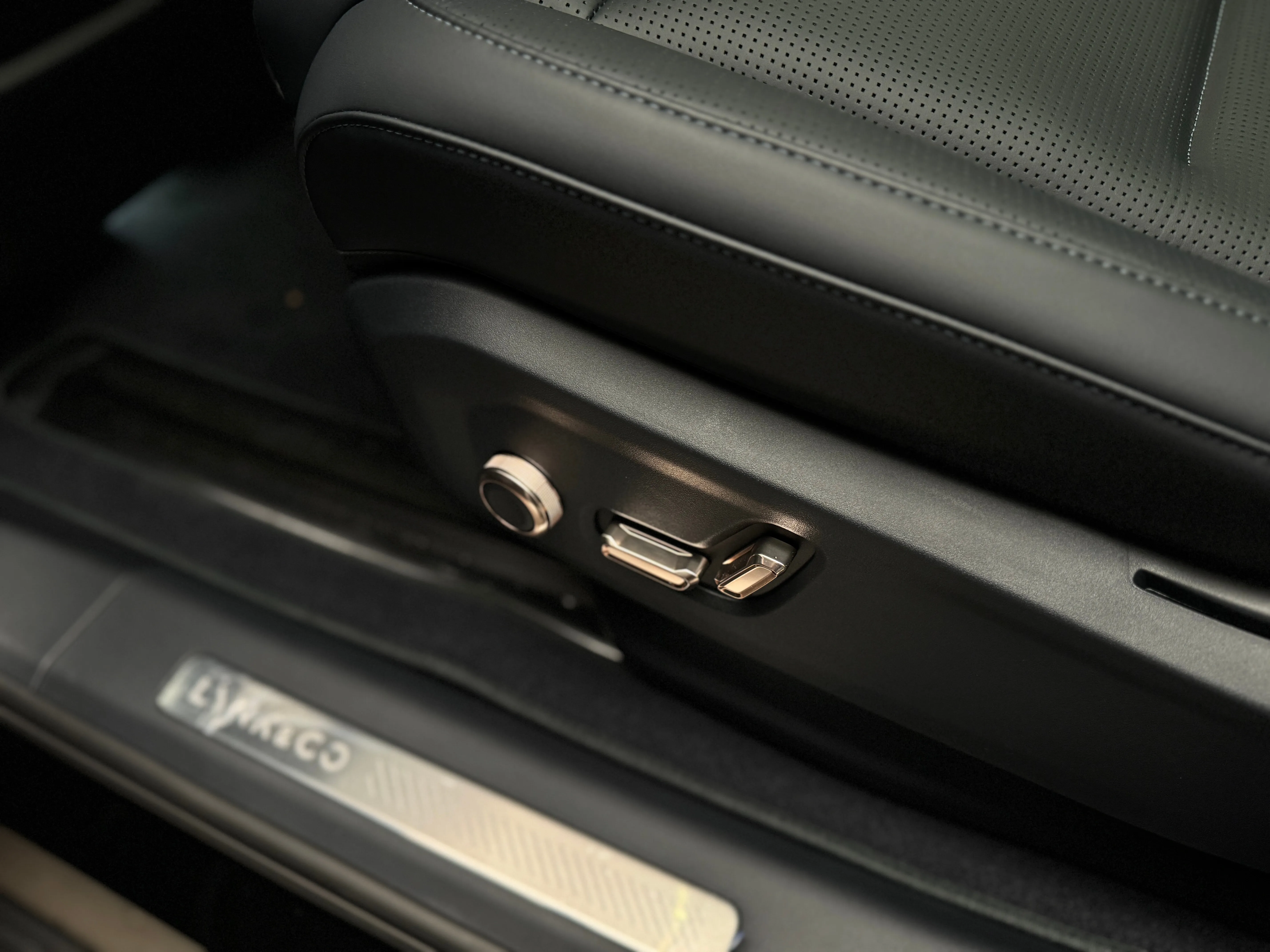 Lynk & Co 900 2025 22