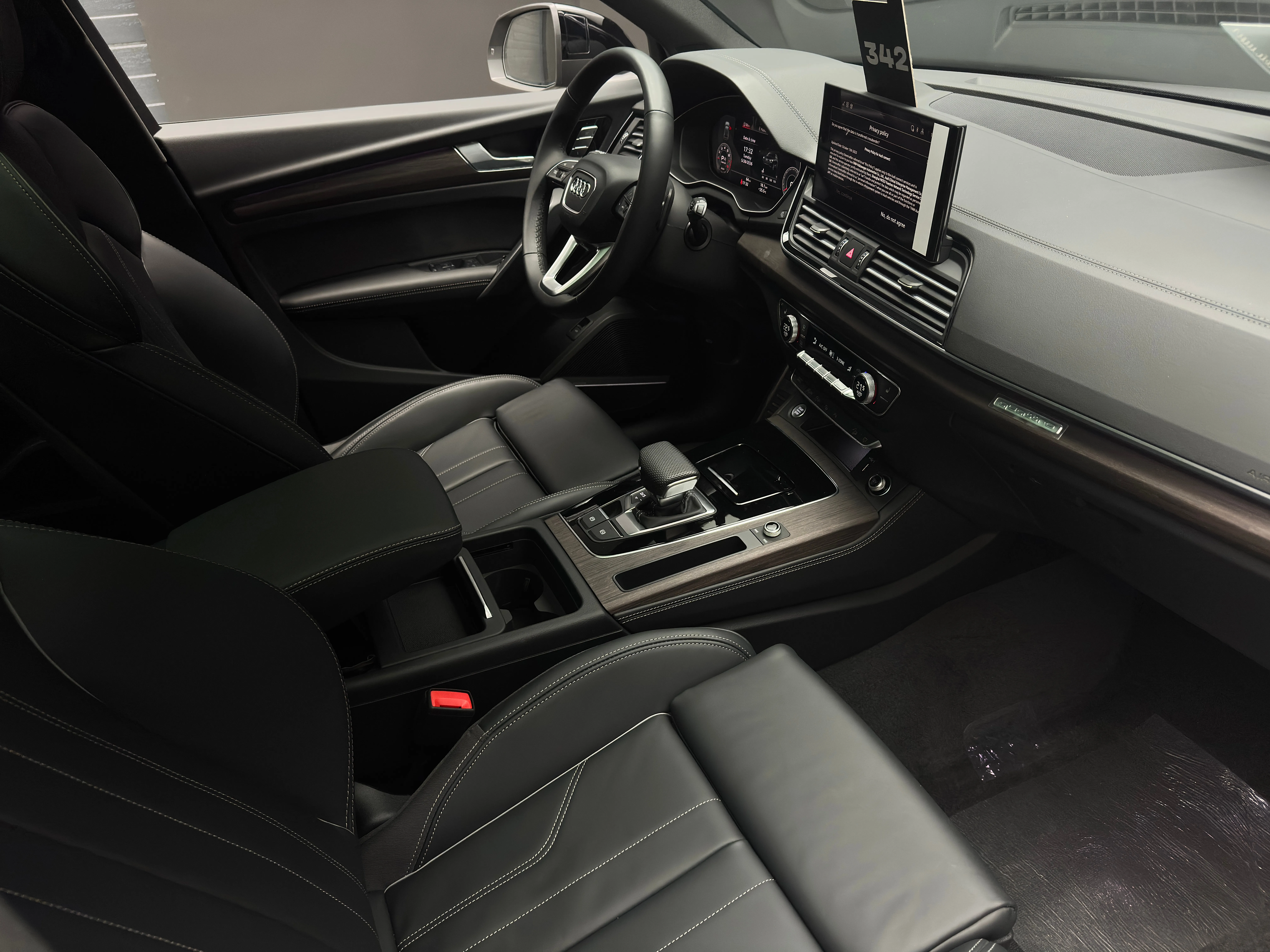 Audi Q5L 2025 11