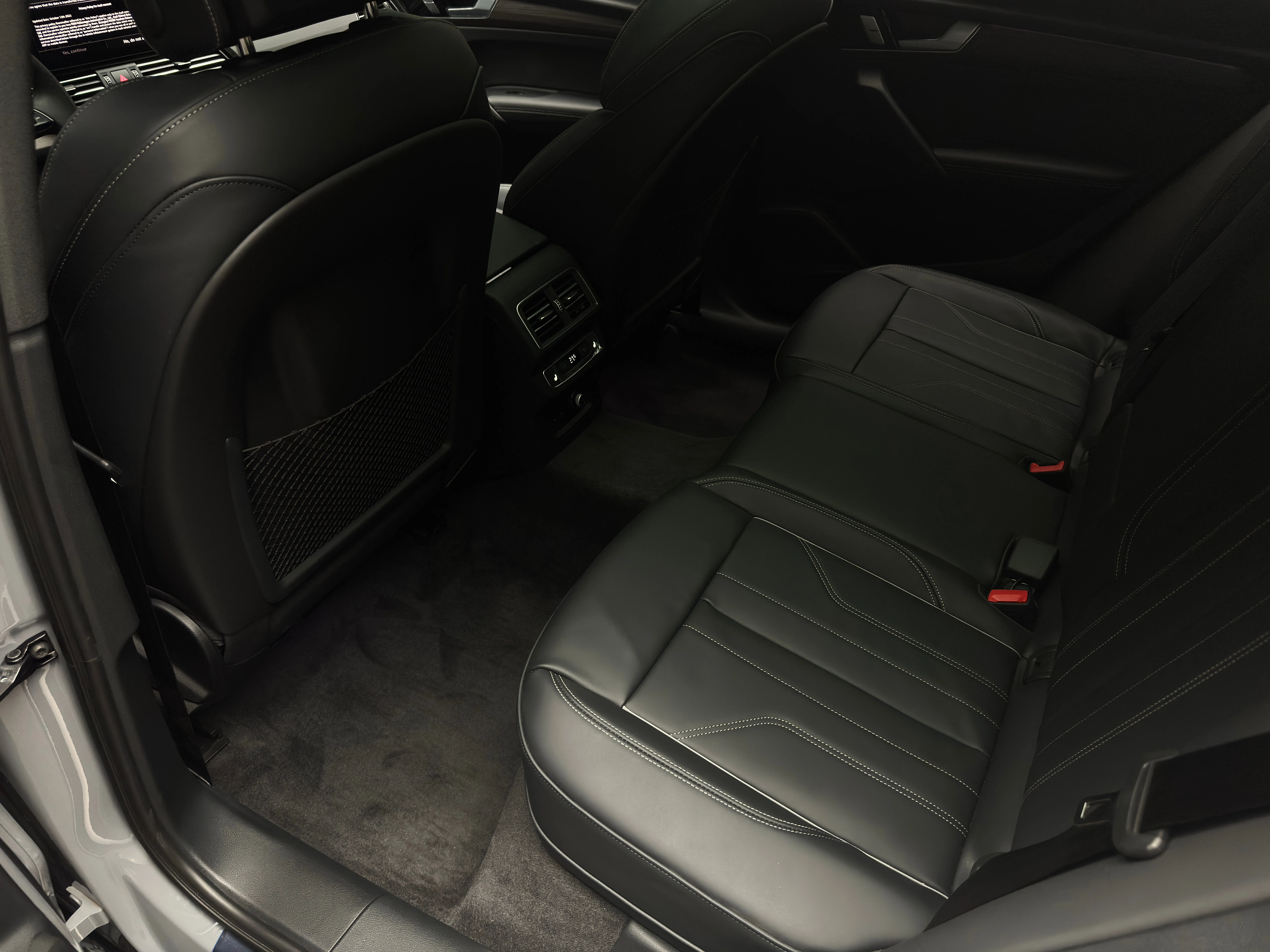 Audi Q5L 2025 27