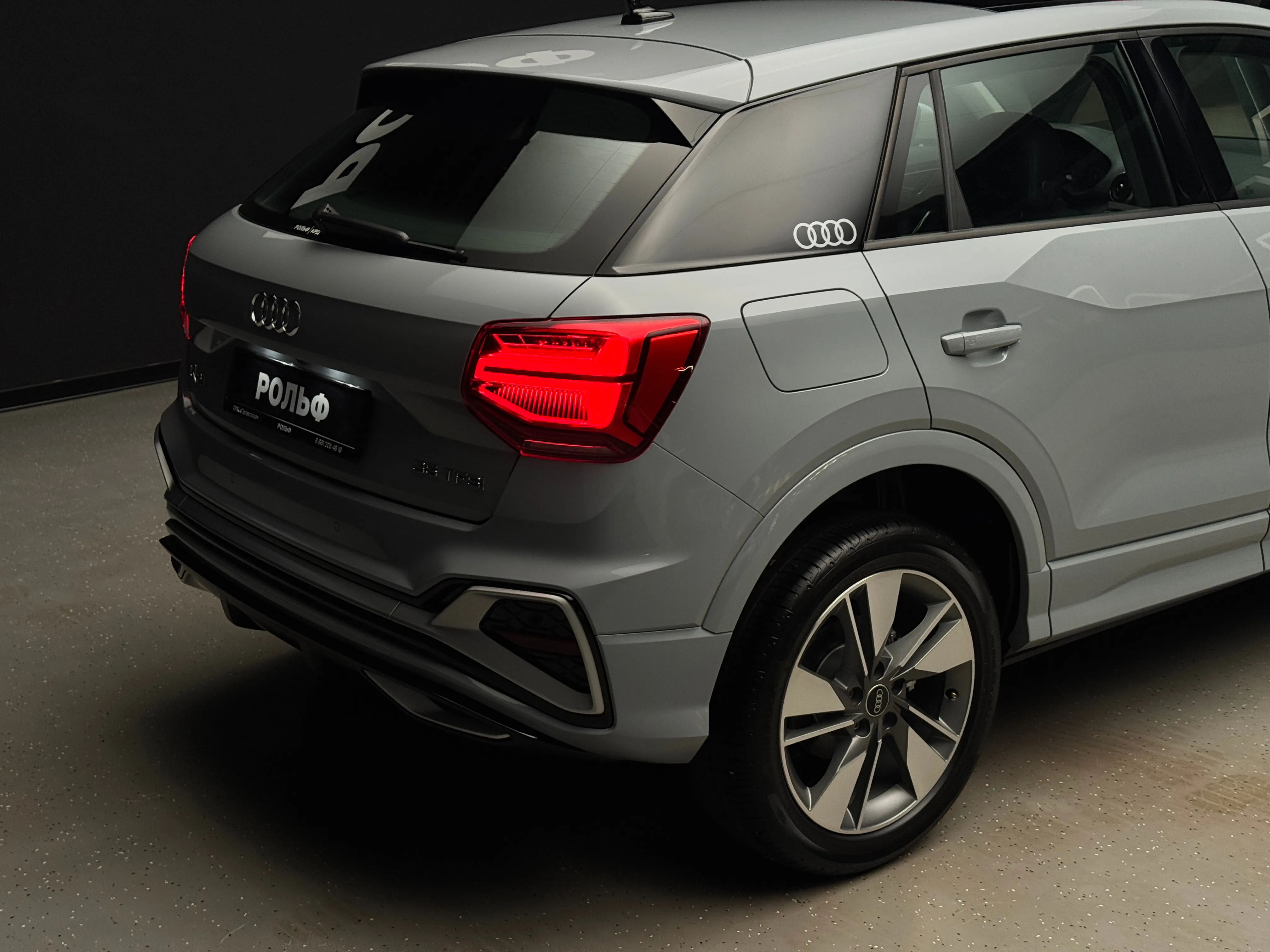 Audi Q2L 2025 9