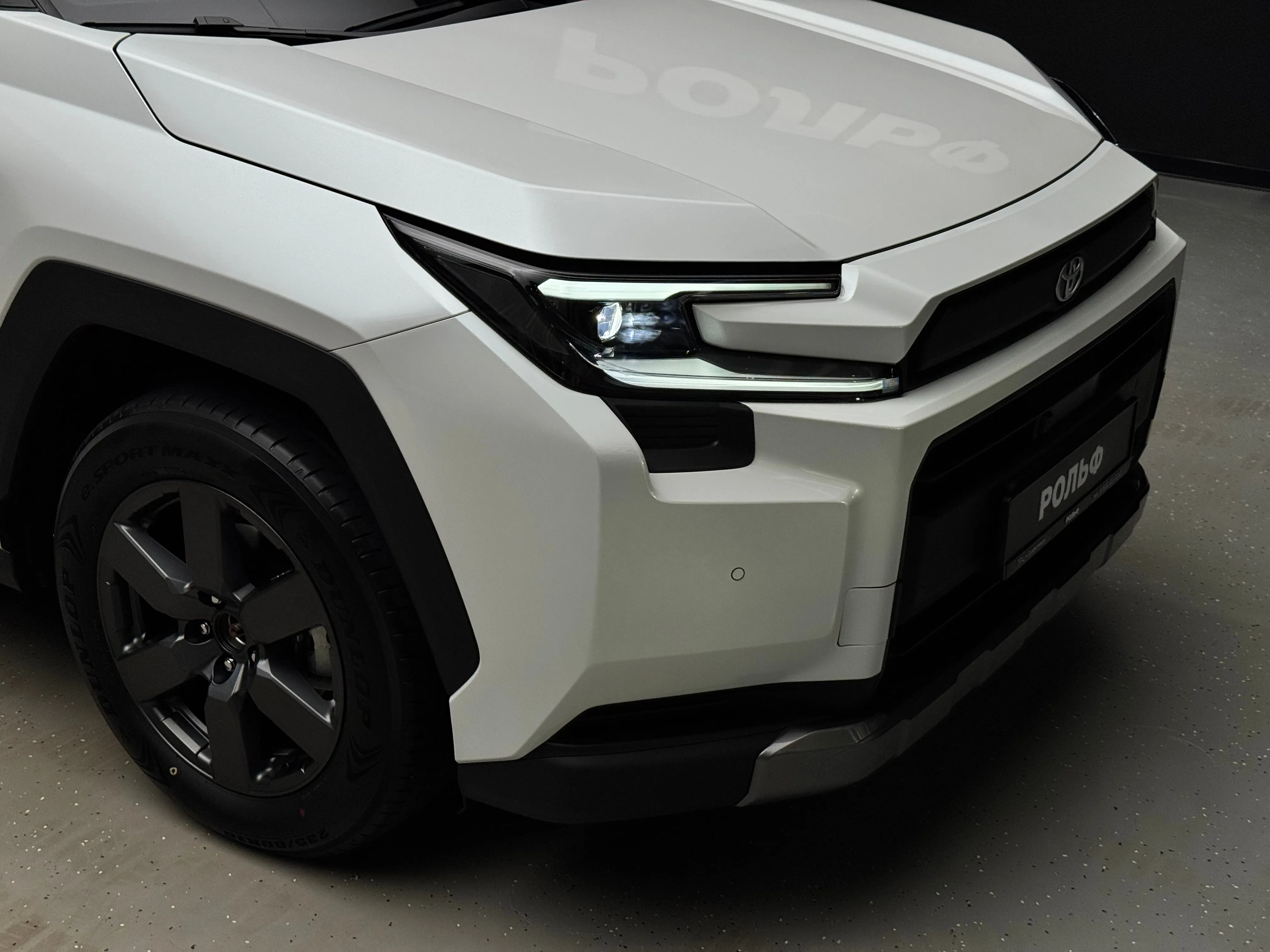 Toyota RAV4 2025 7