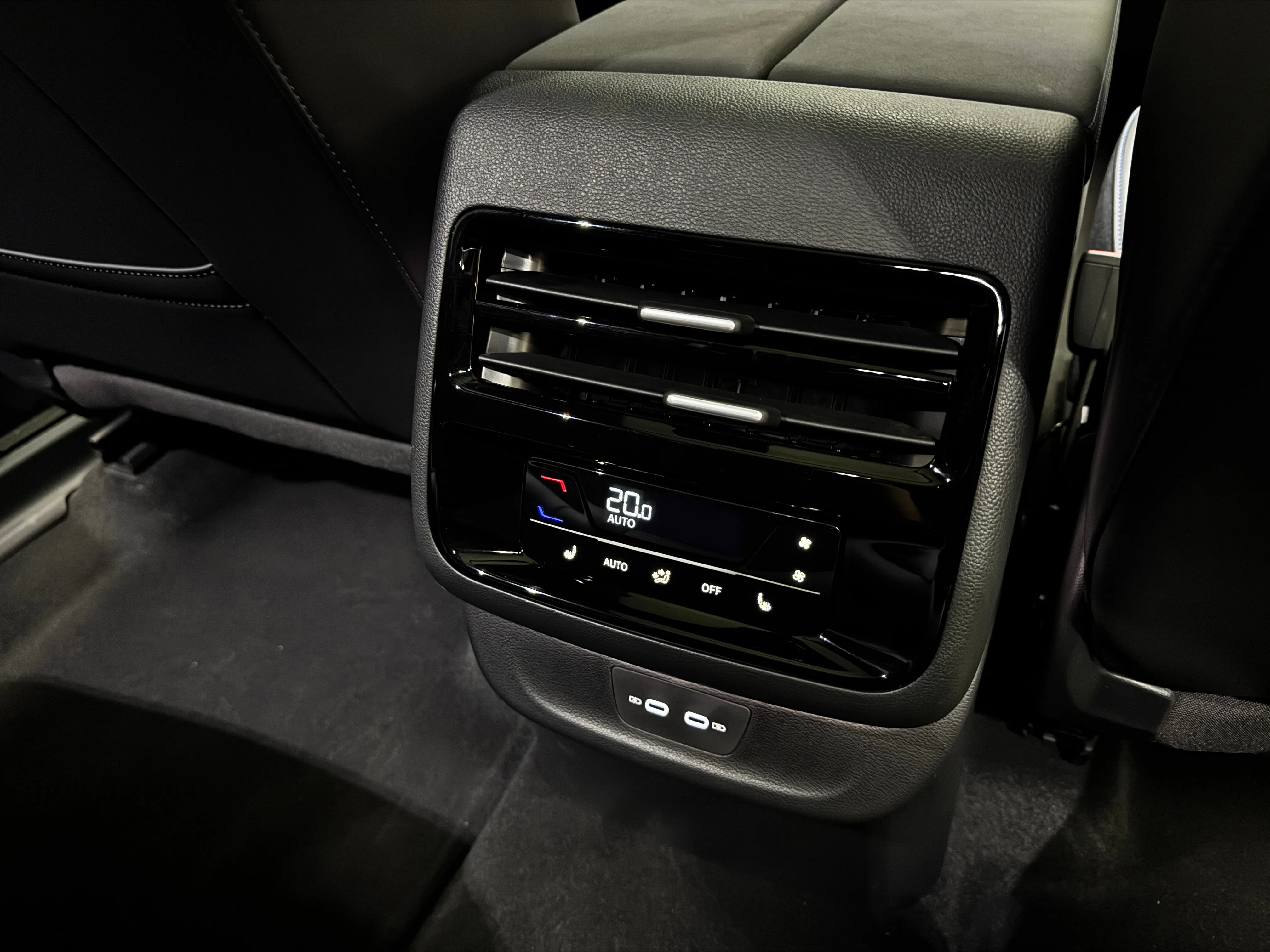 Volkswagen Teramont Pro 2025 24