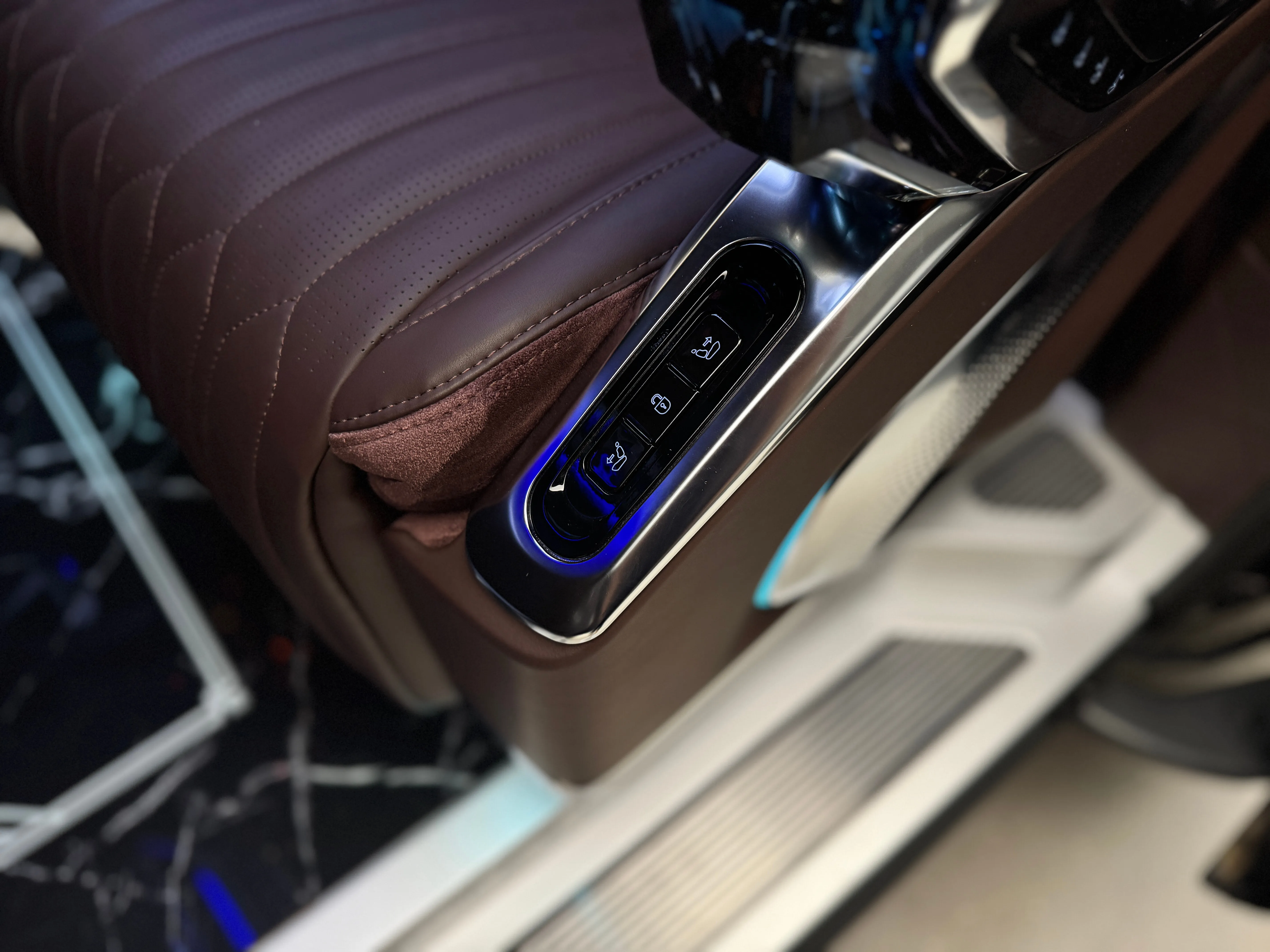 Mercedes-Benz Vito 2025 20
