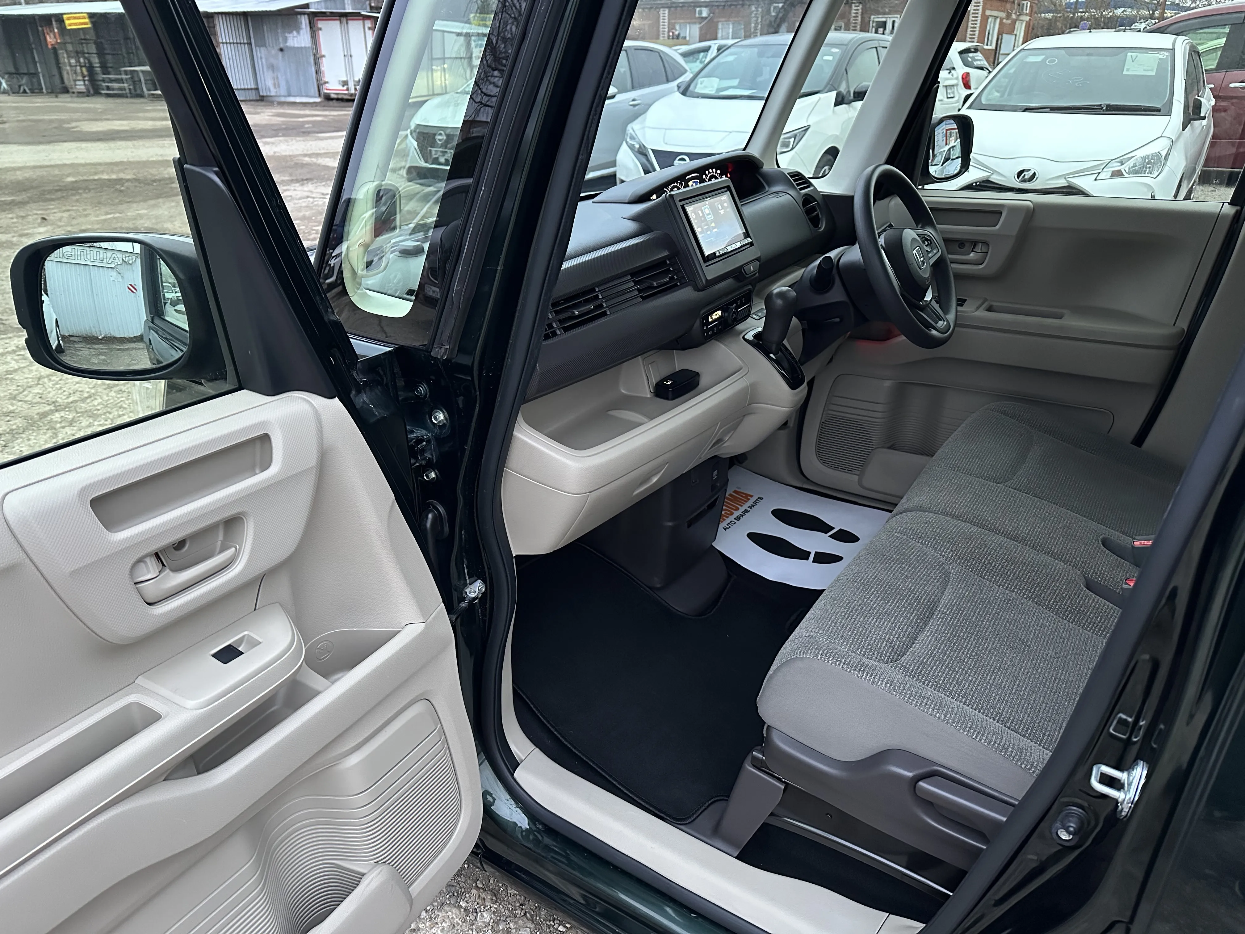 Honda N-BOX, 2019