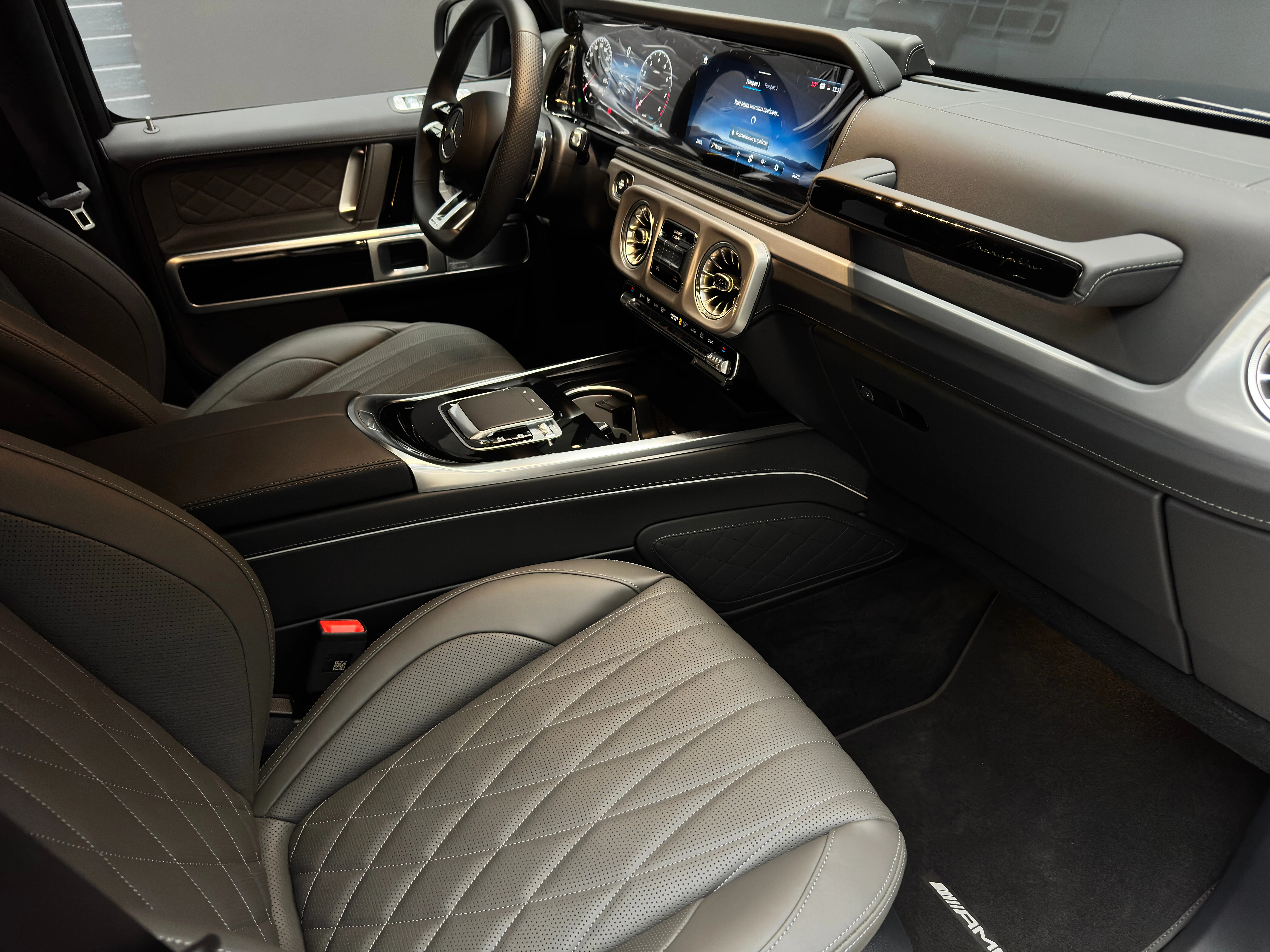 Mercedes-Benz G-класс AMG 2025 12