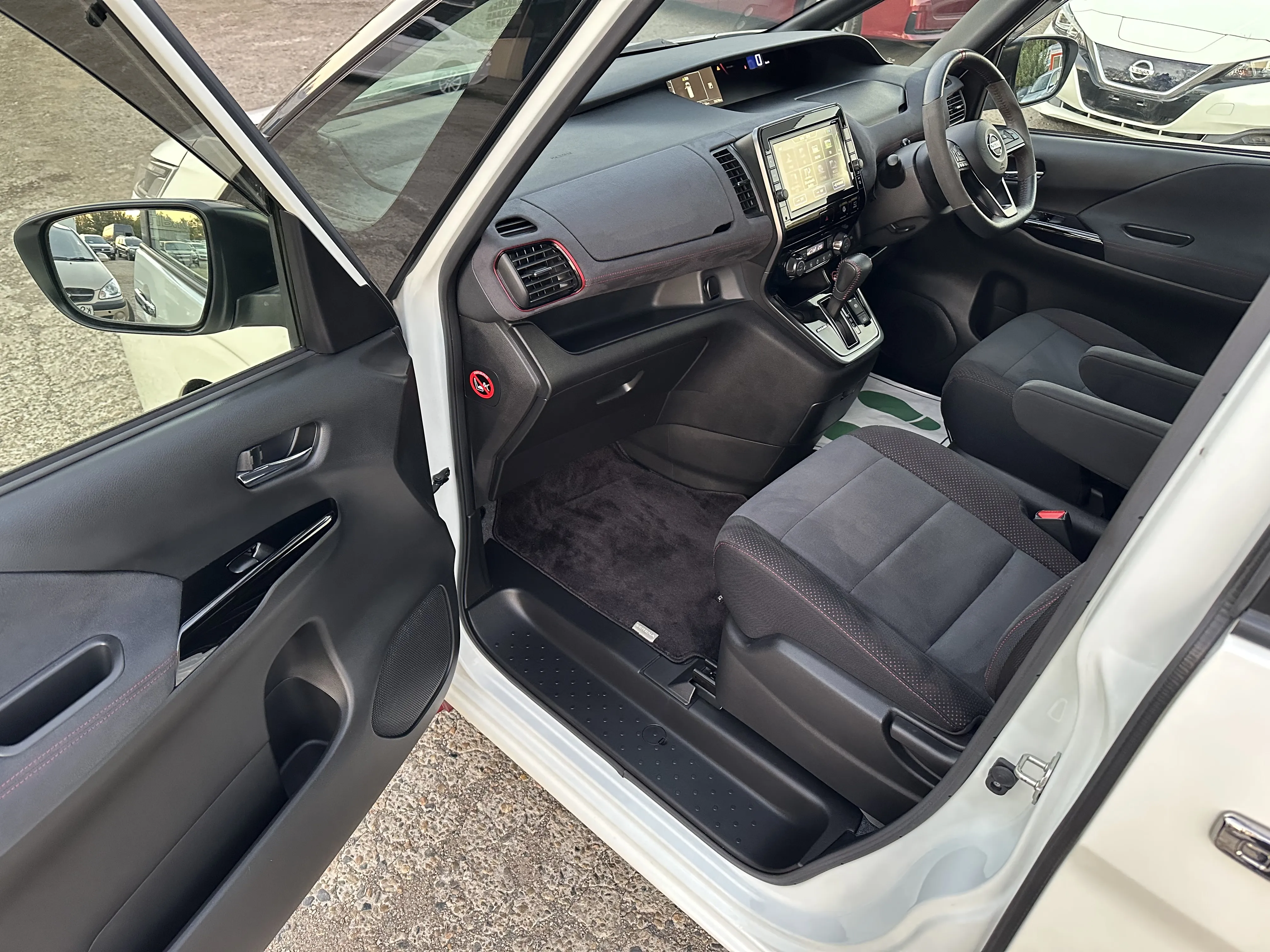 Nissan Serena, 2019