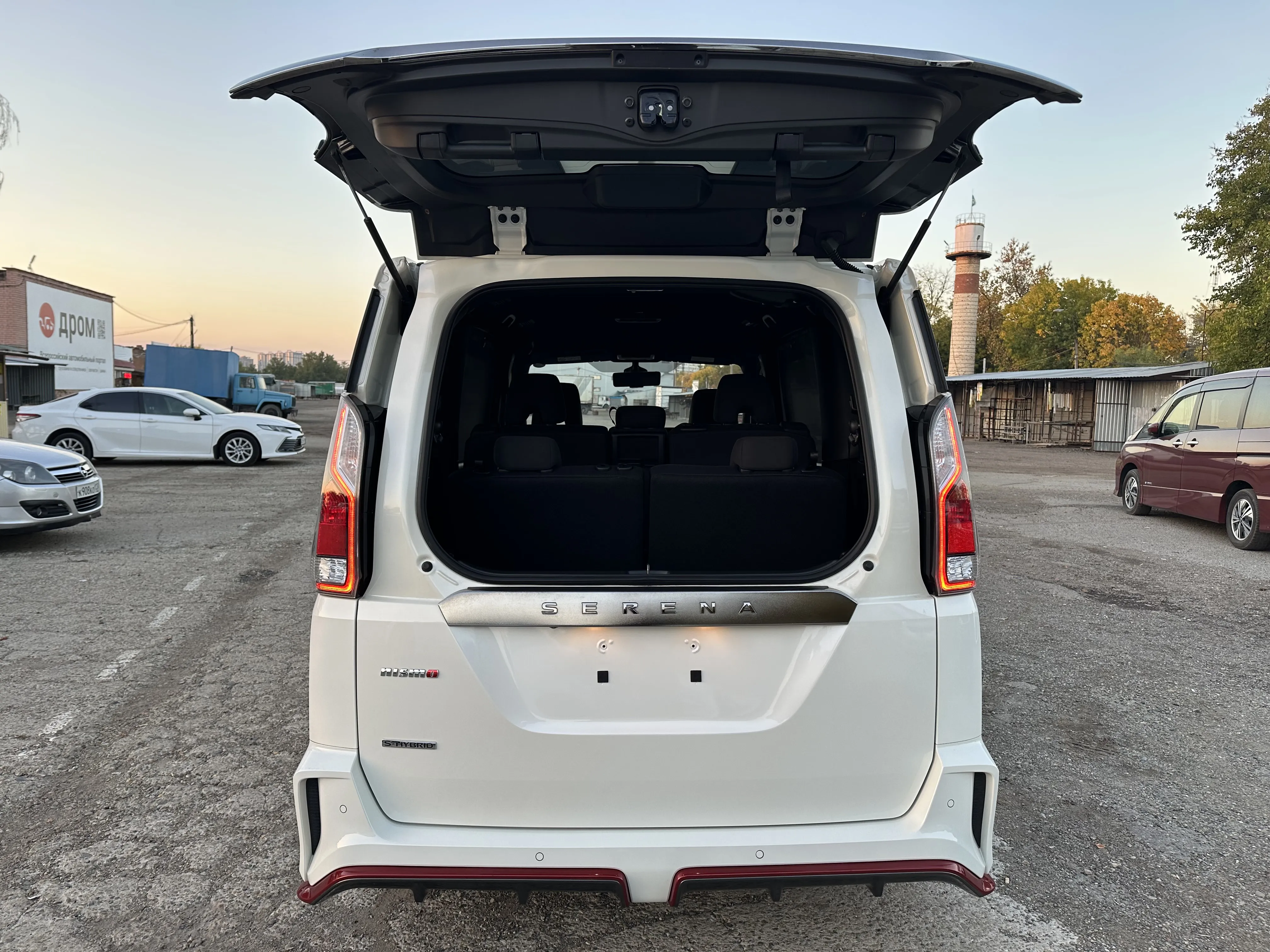 Nissan Serena, 2019