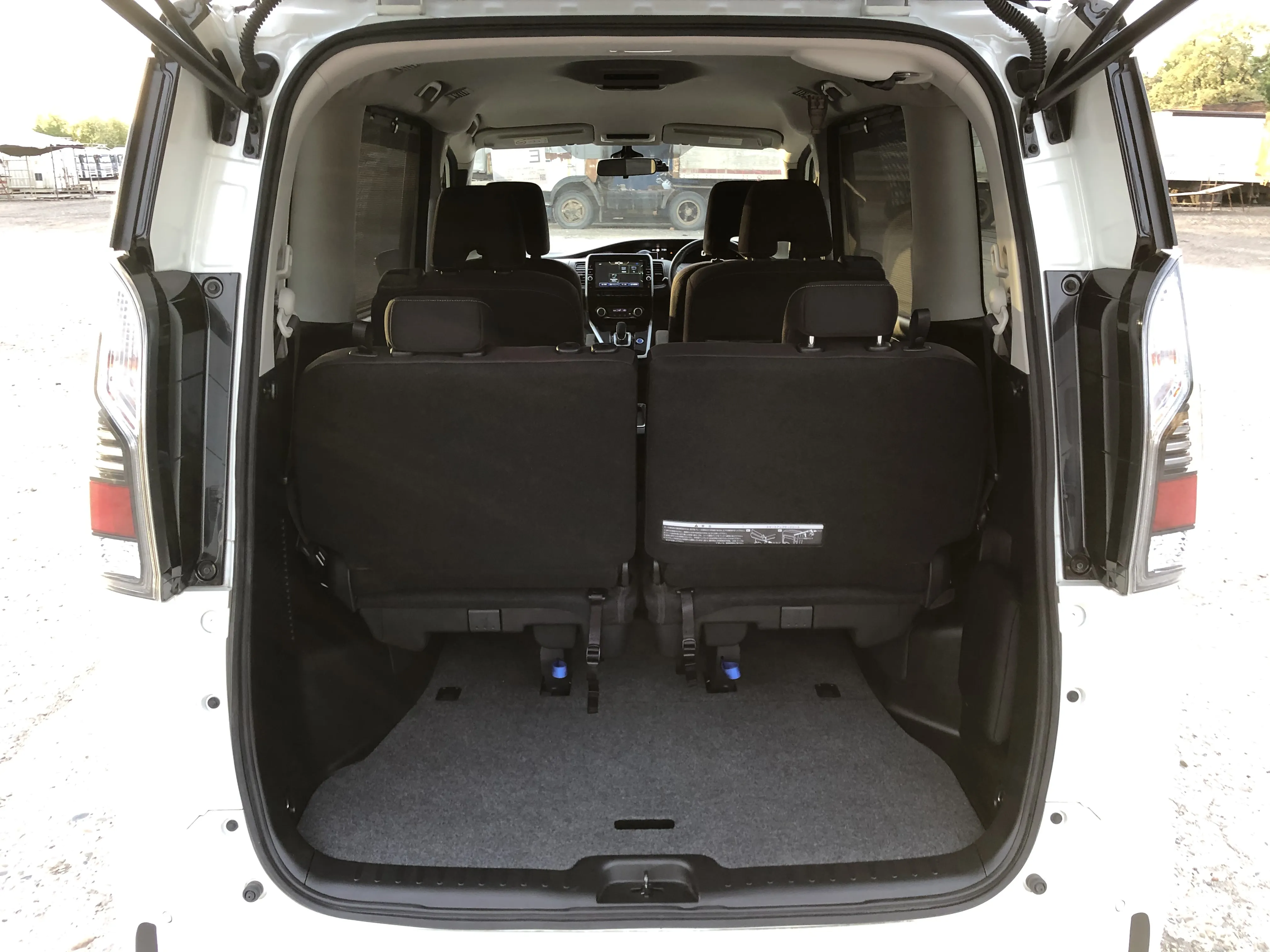 Nissan Serena, 2019