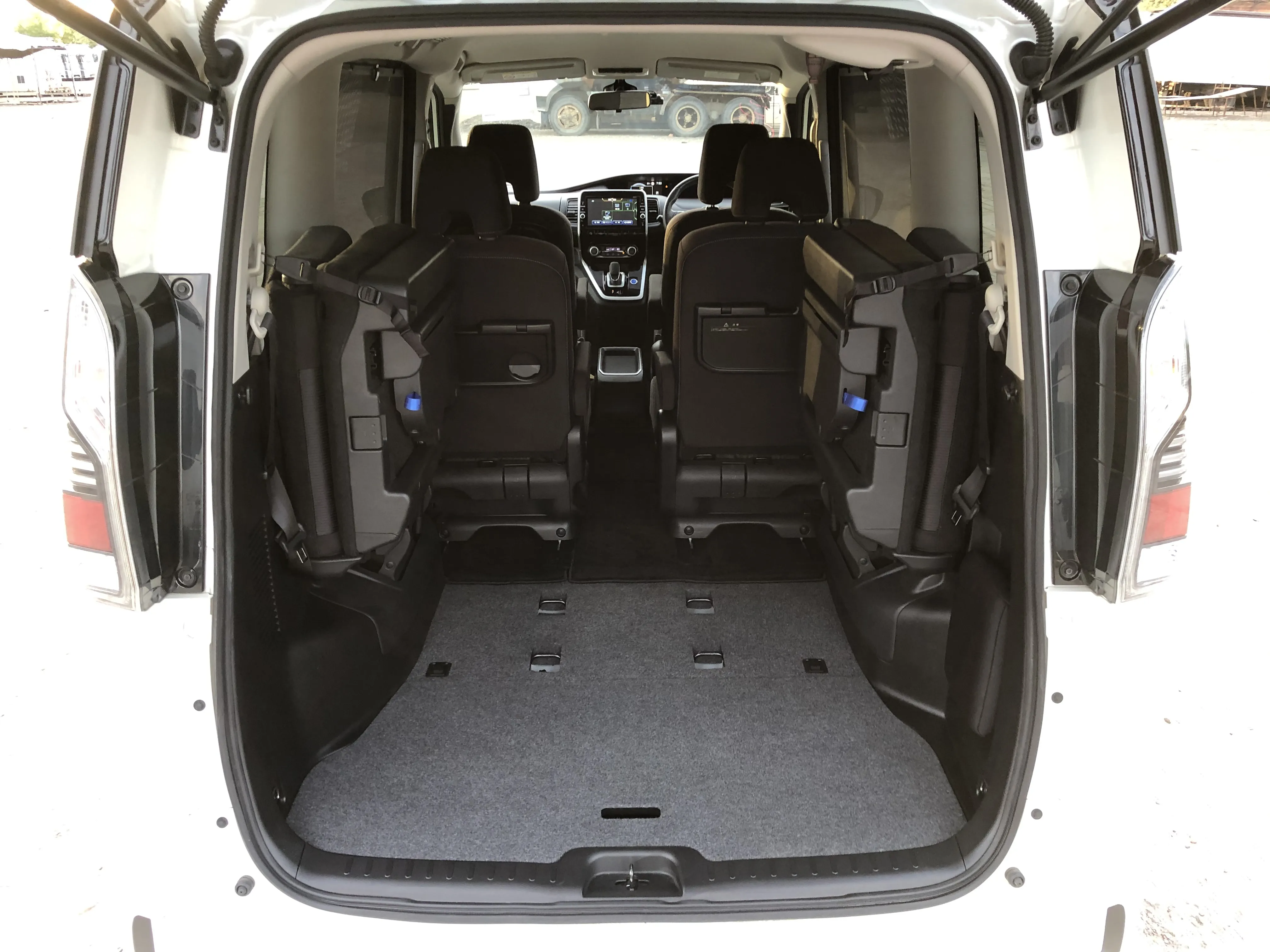 Nissan Serena, 2019