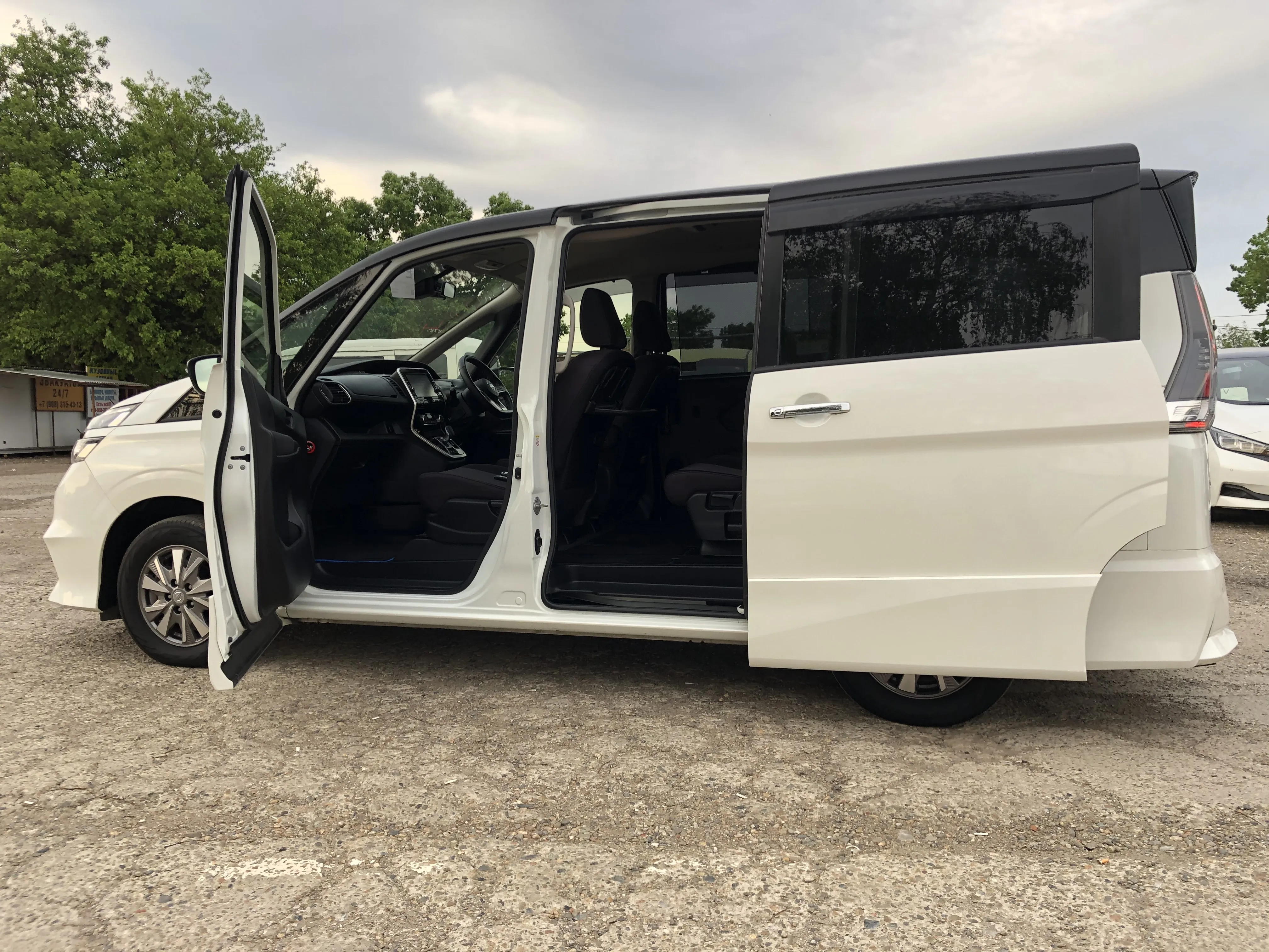 Nissan Serena, 2019