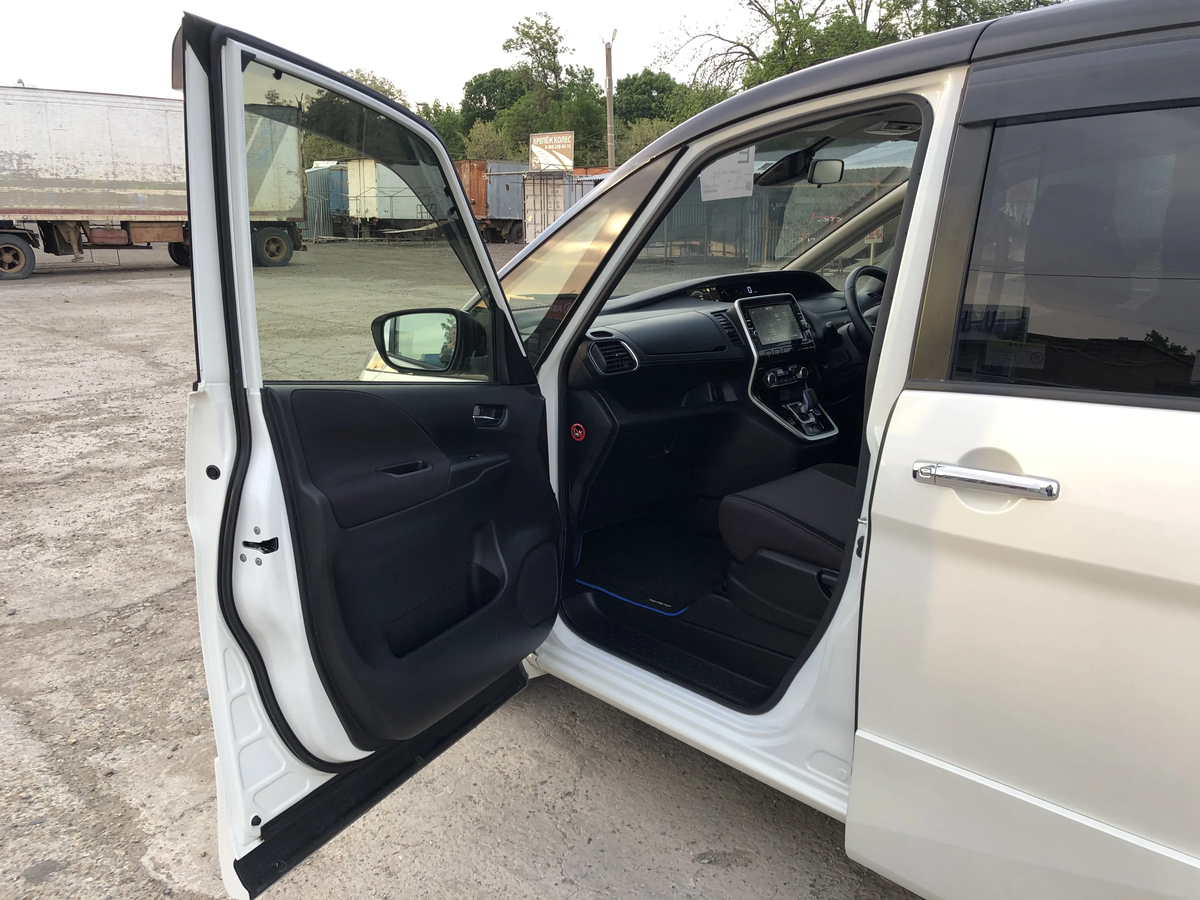 Nissan Serena, 2019